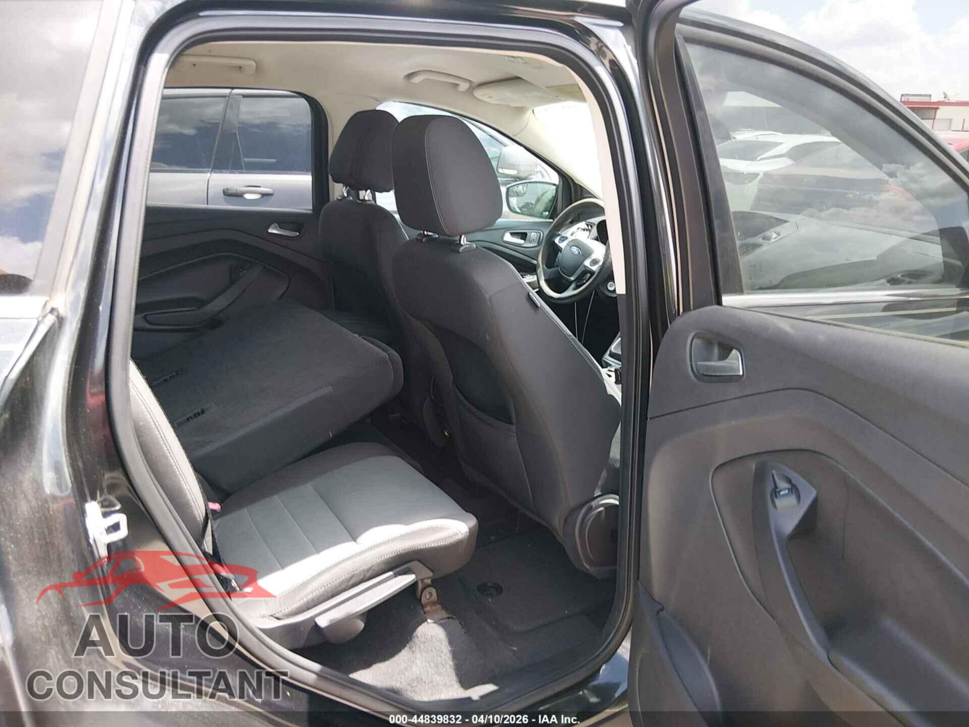 FORD ESCAPE 2013 - 1FMCU9GX2DUD94667