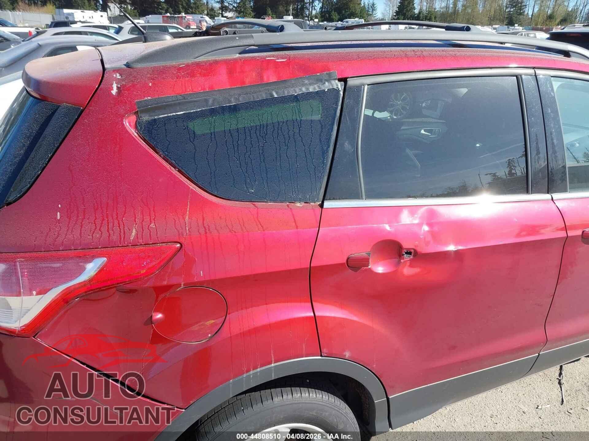 FORD ESCAPE 2016 - 1FMCU9G96GUC60878
