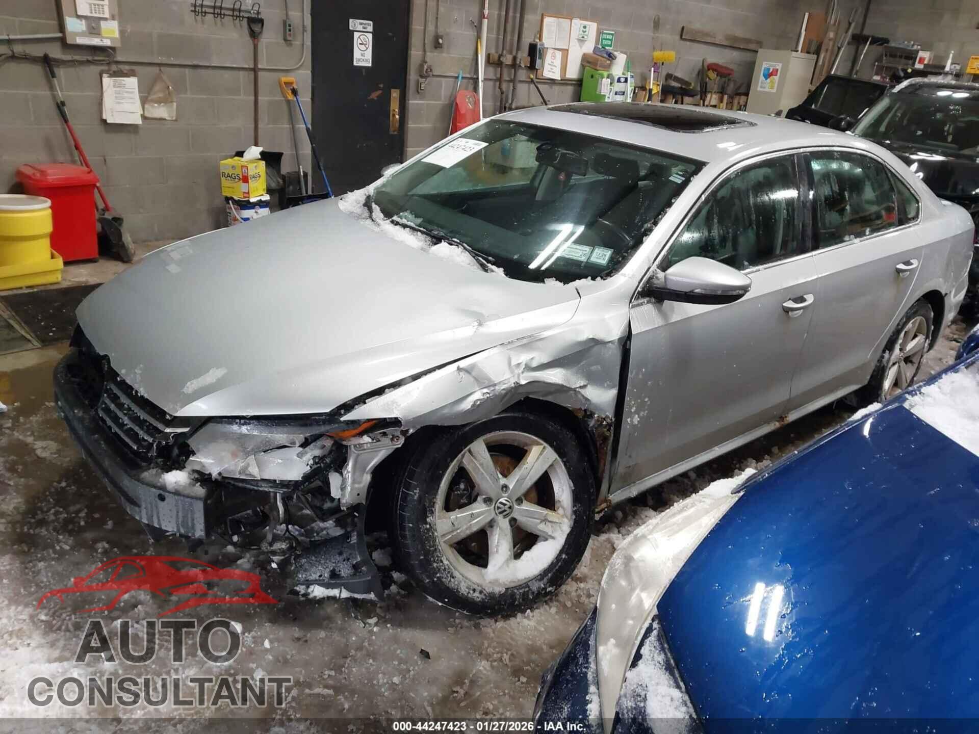 VOLKSWAGEN PASSAT 2012 - 1VWBP7A30CC074587