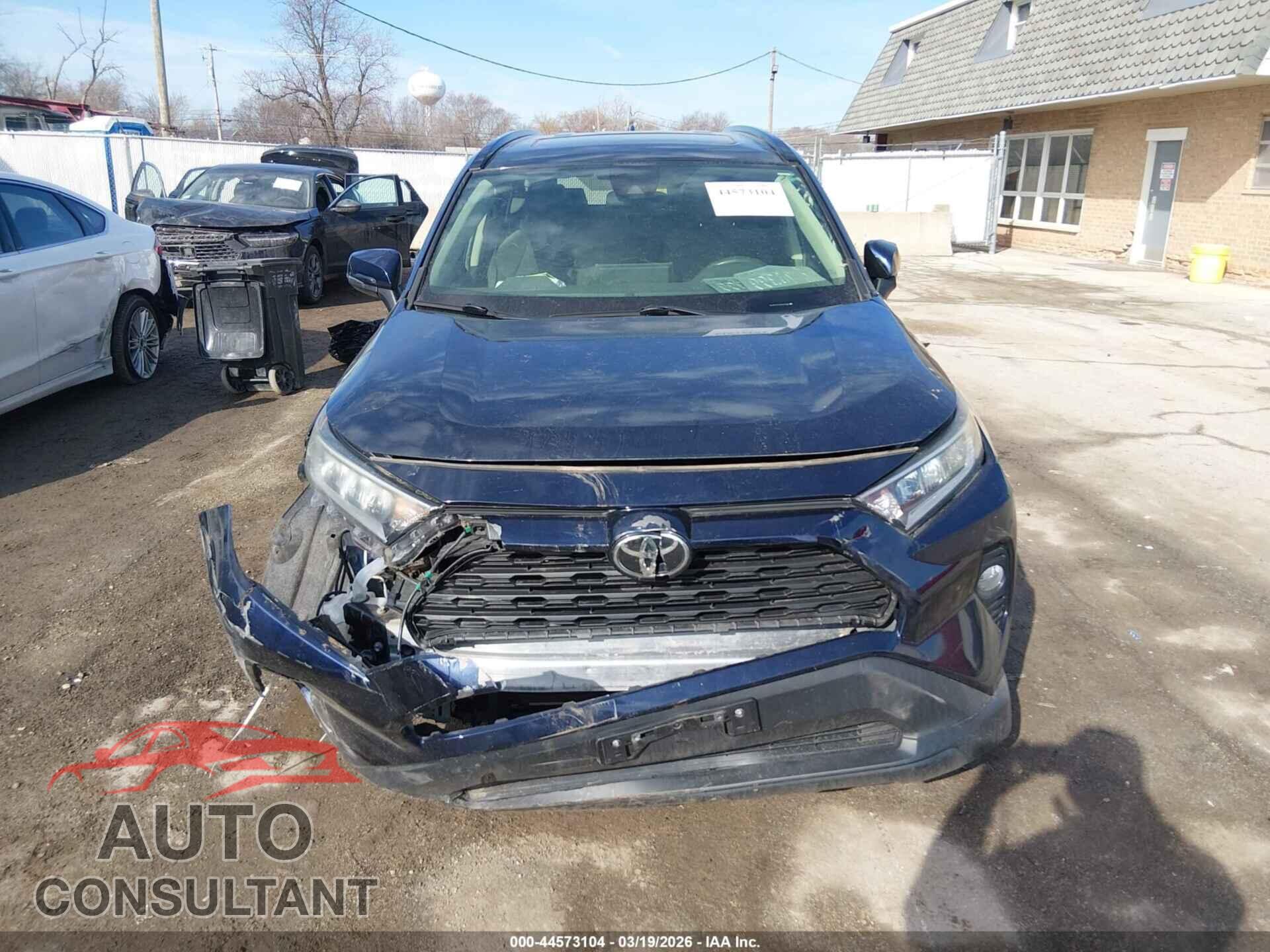 TOYOTA RAV4 2019 - JTMP1RFV2KD022418
