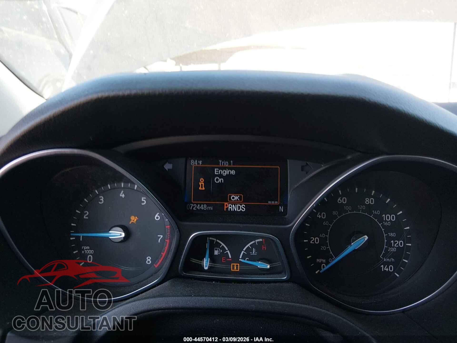 FORD FOCUS 2018 - 1FADP3FE7JL205323