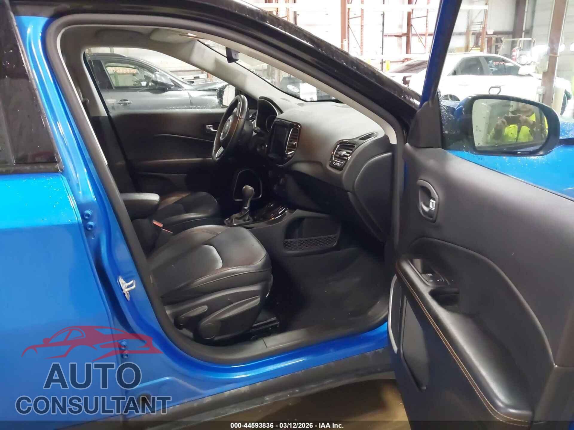 JEEP COMPASS 2019 - 3C4NJDCB3KT672969