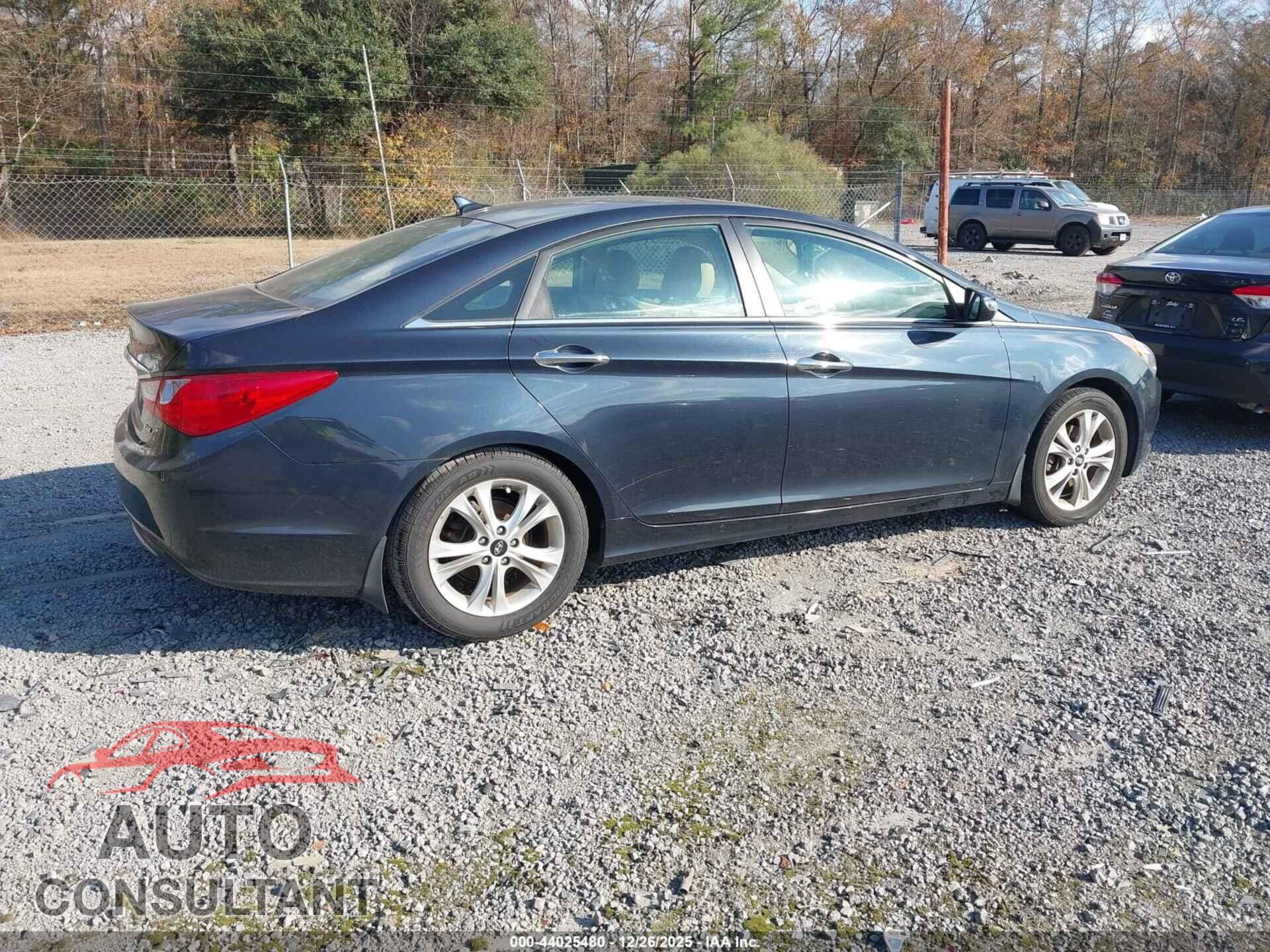 HYUNDAI SONATA 2011 - 5NPEC4AC7BH302937