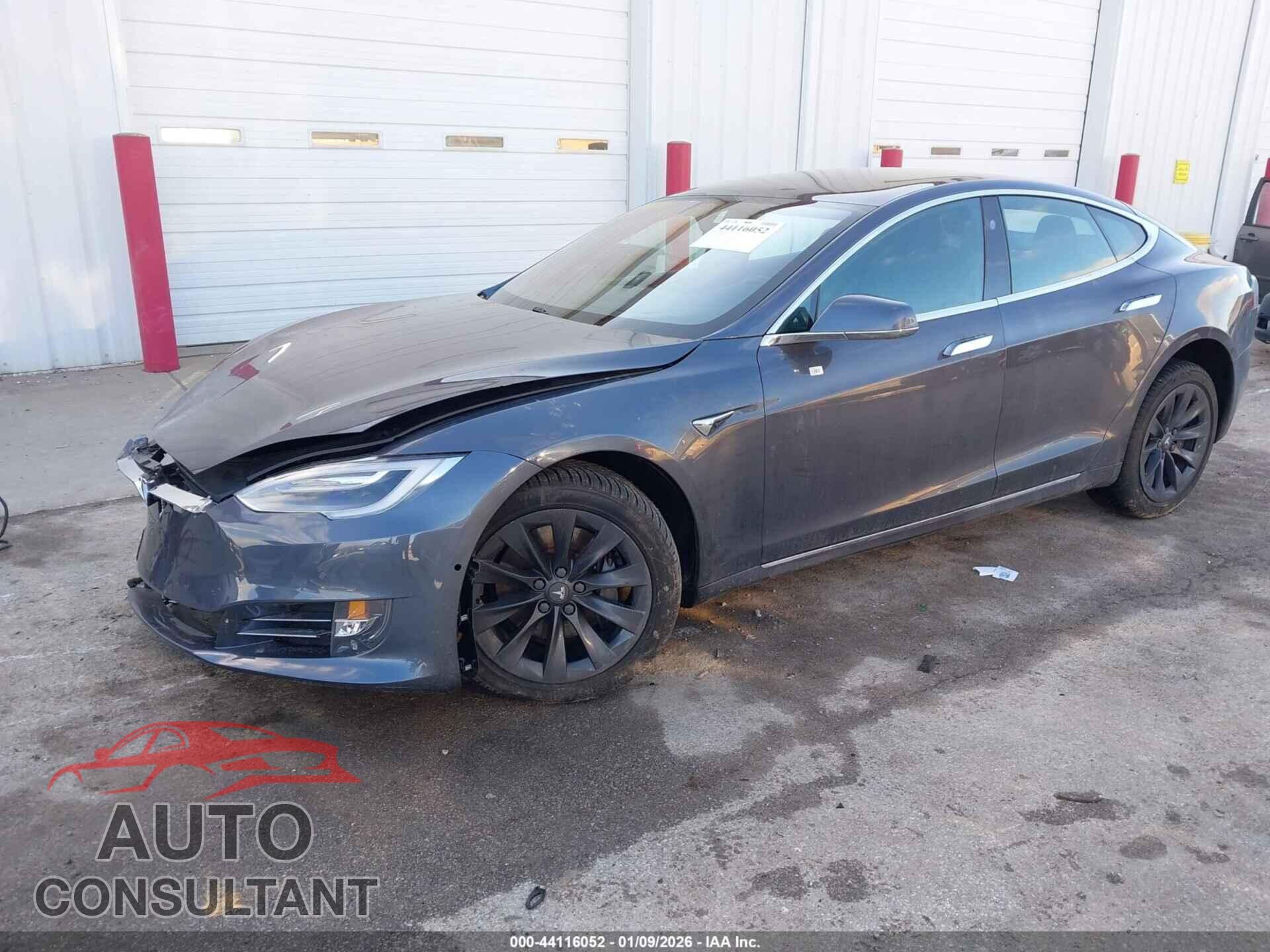 TESLA MODEL S 2018 - 5YJSA1E28JF295017