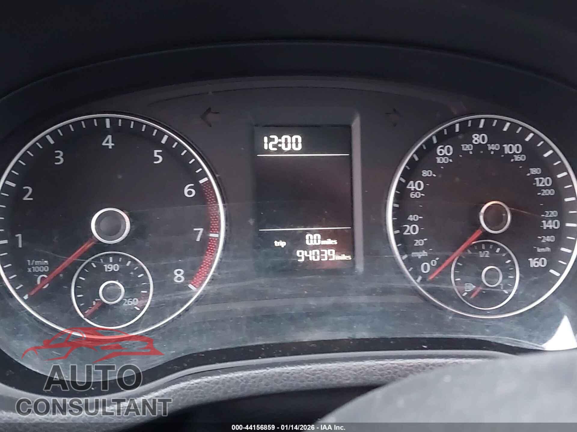 VOLKSWAGEN PASSAT 2015 - 1VWAT7A36FC093074