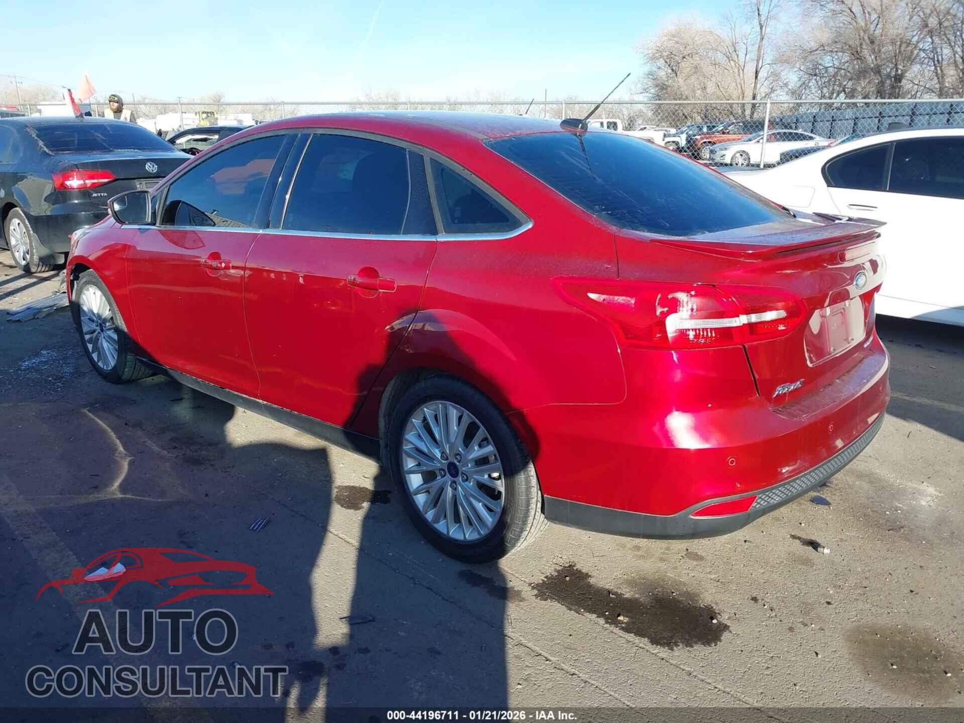 FORD FOCUS 2015 - 1FADP3J21FL235485