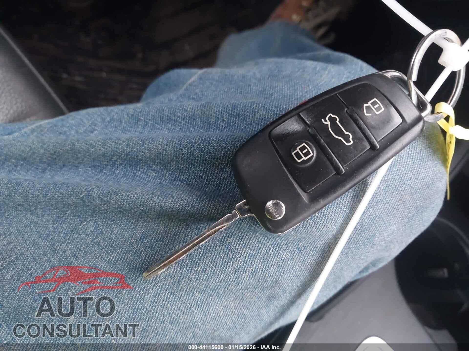 AUDI A3 2015 - WAUBFGFF5F1089849