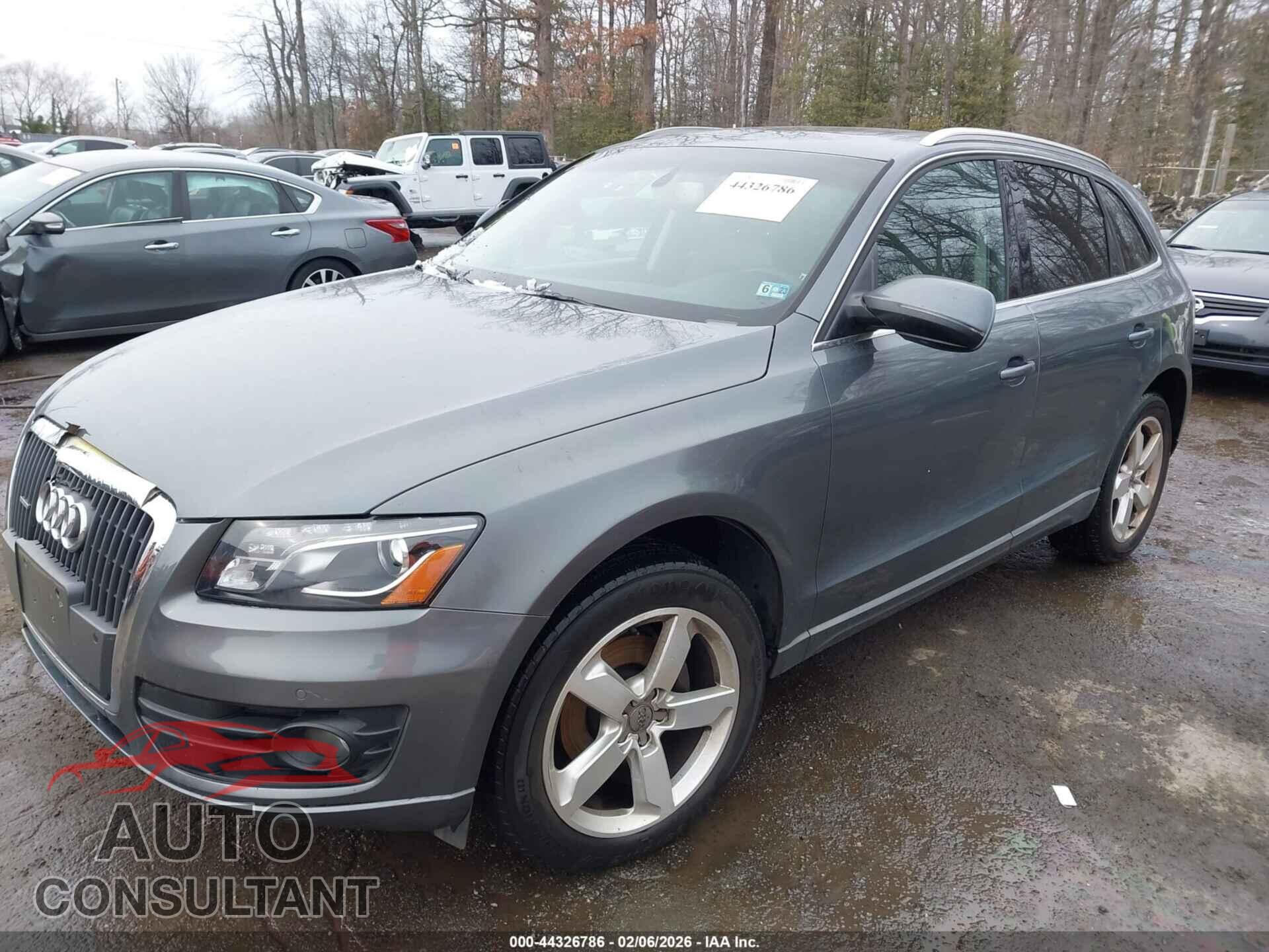 AUDI Q5 2012 - WA1LFAFP8CA117050