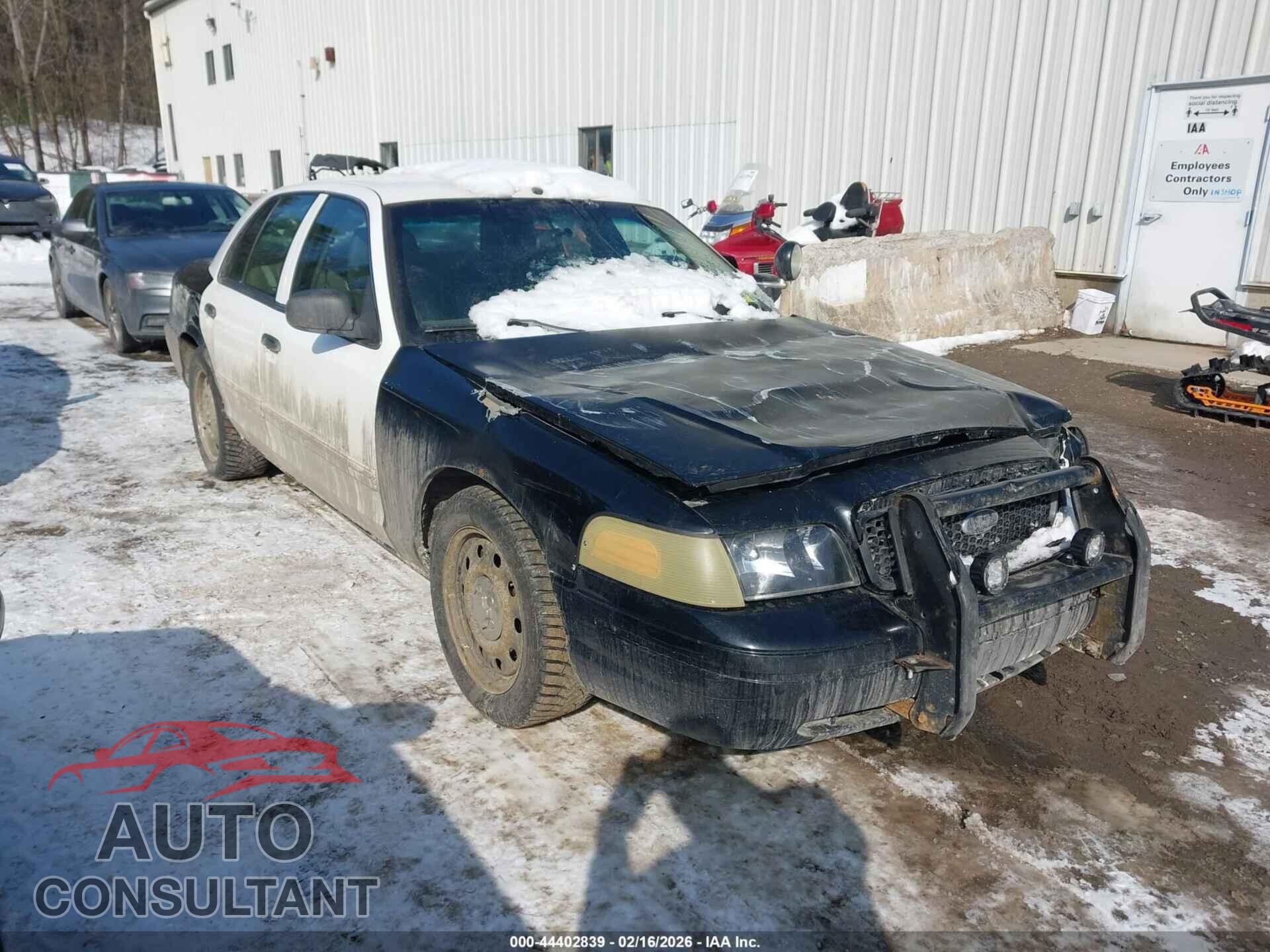 FORD CROWN VICTORIA 2011 - 2FABP7BV5BX120683