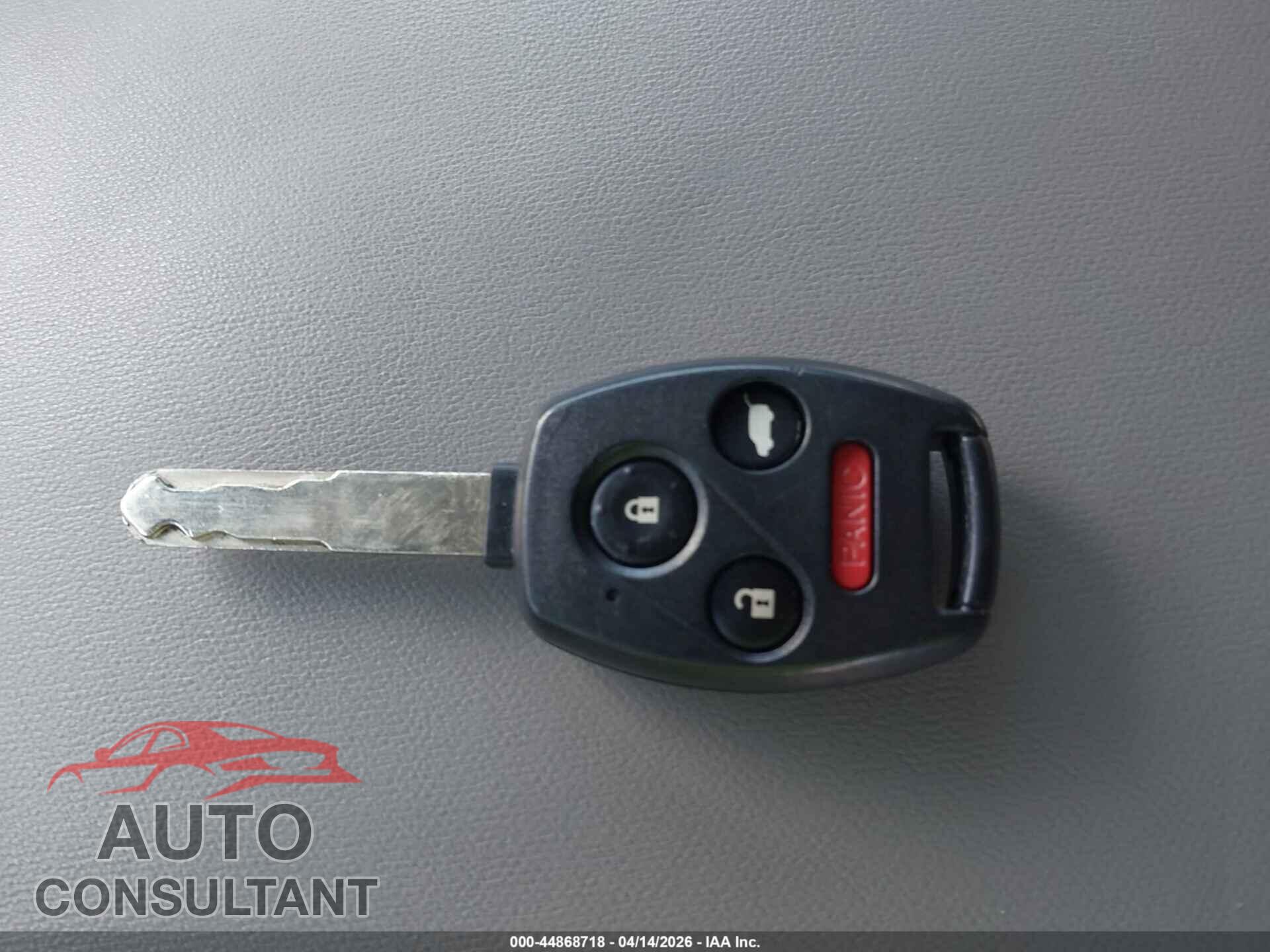 HONDA PILOT 2015 - 5FNYF3H44FB024869