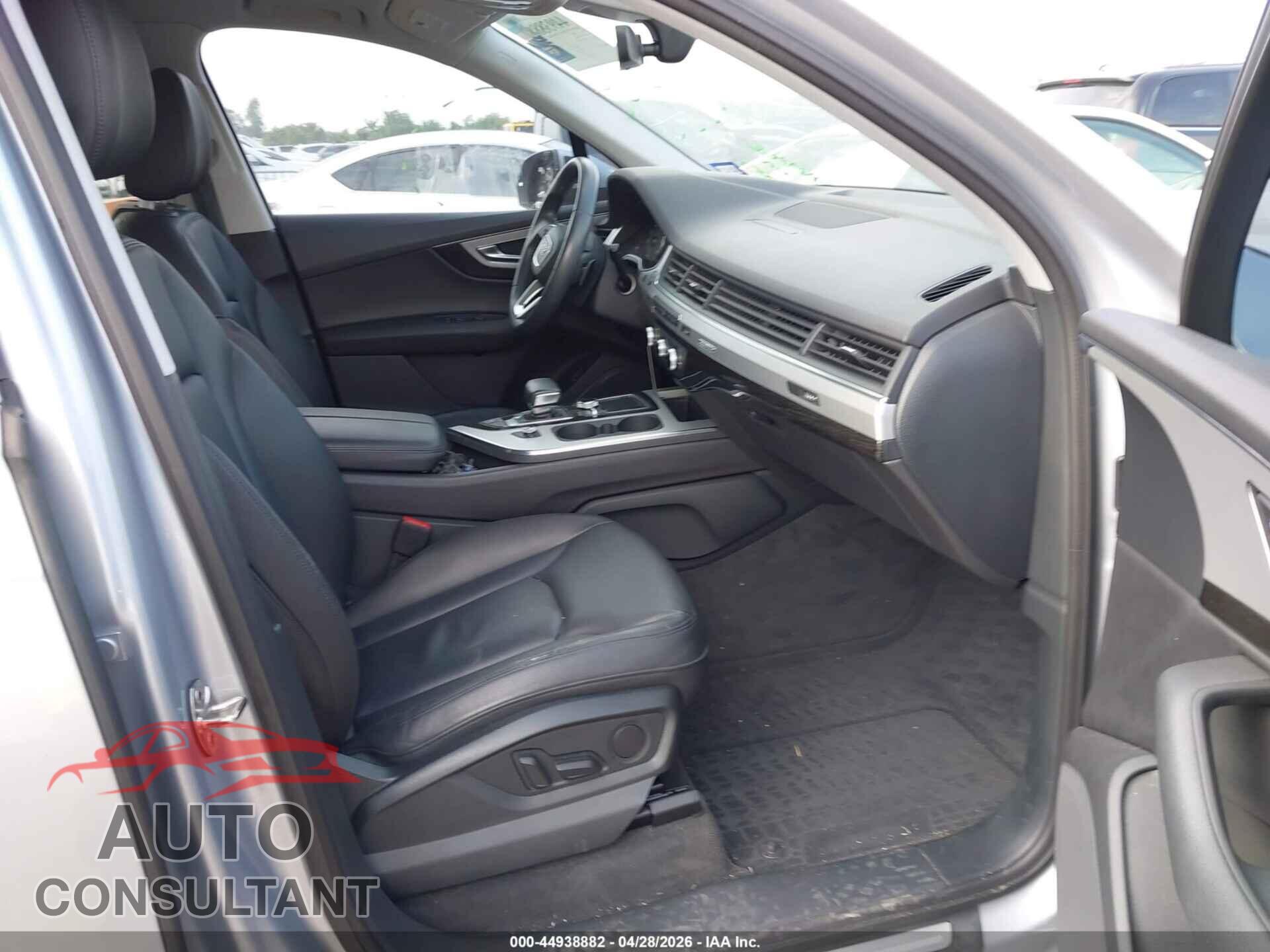 AUDI Q7 2019 - WA1AHAF72KD030033
