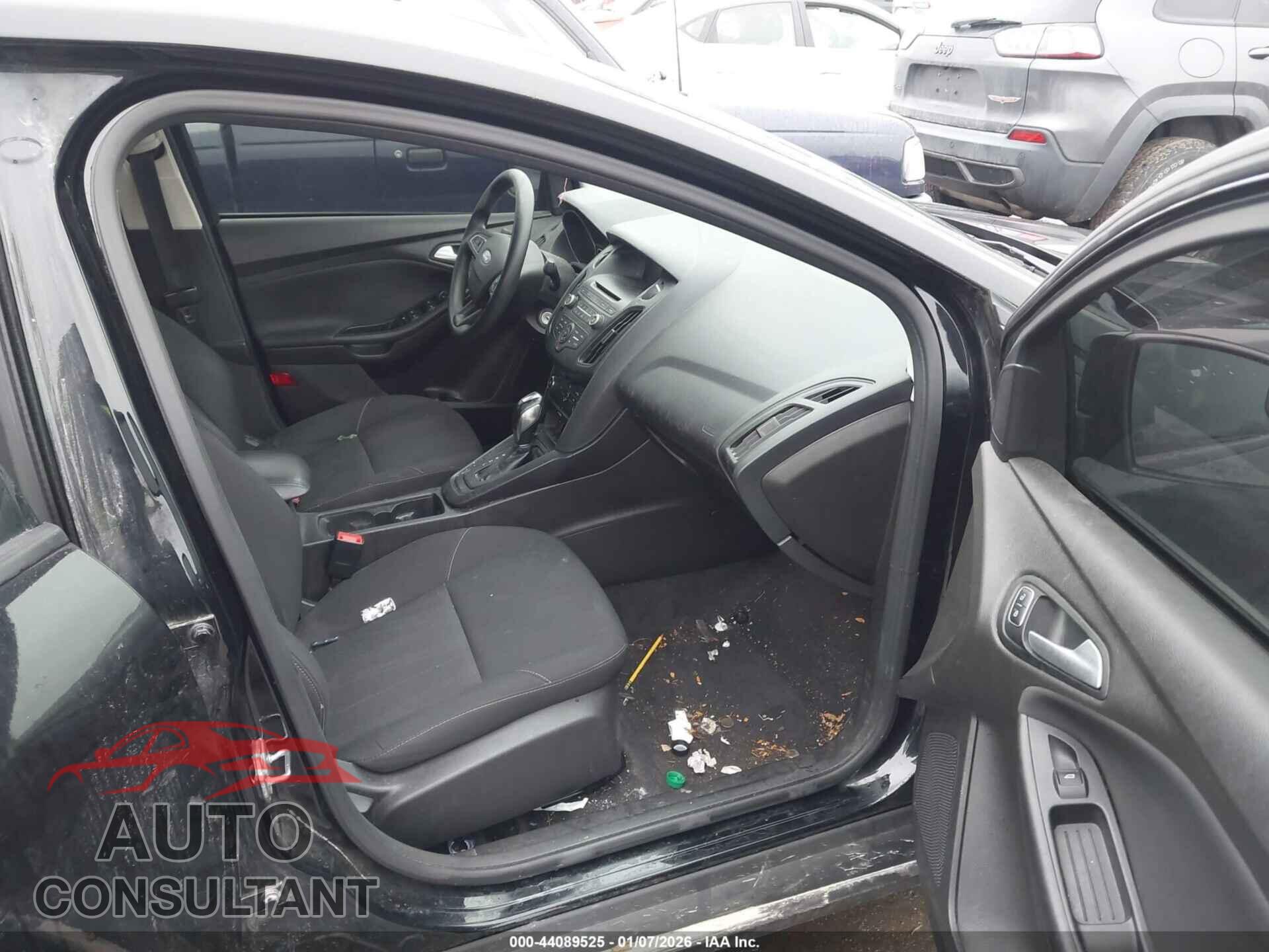 FORD FOCUS 2016 - 1FADP3F24GL257717