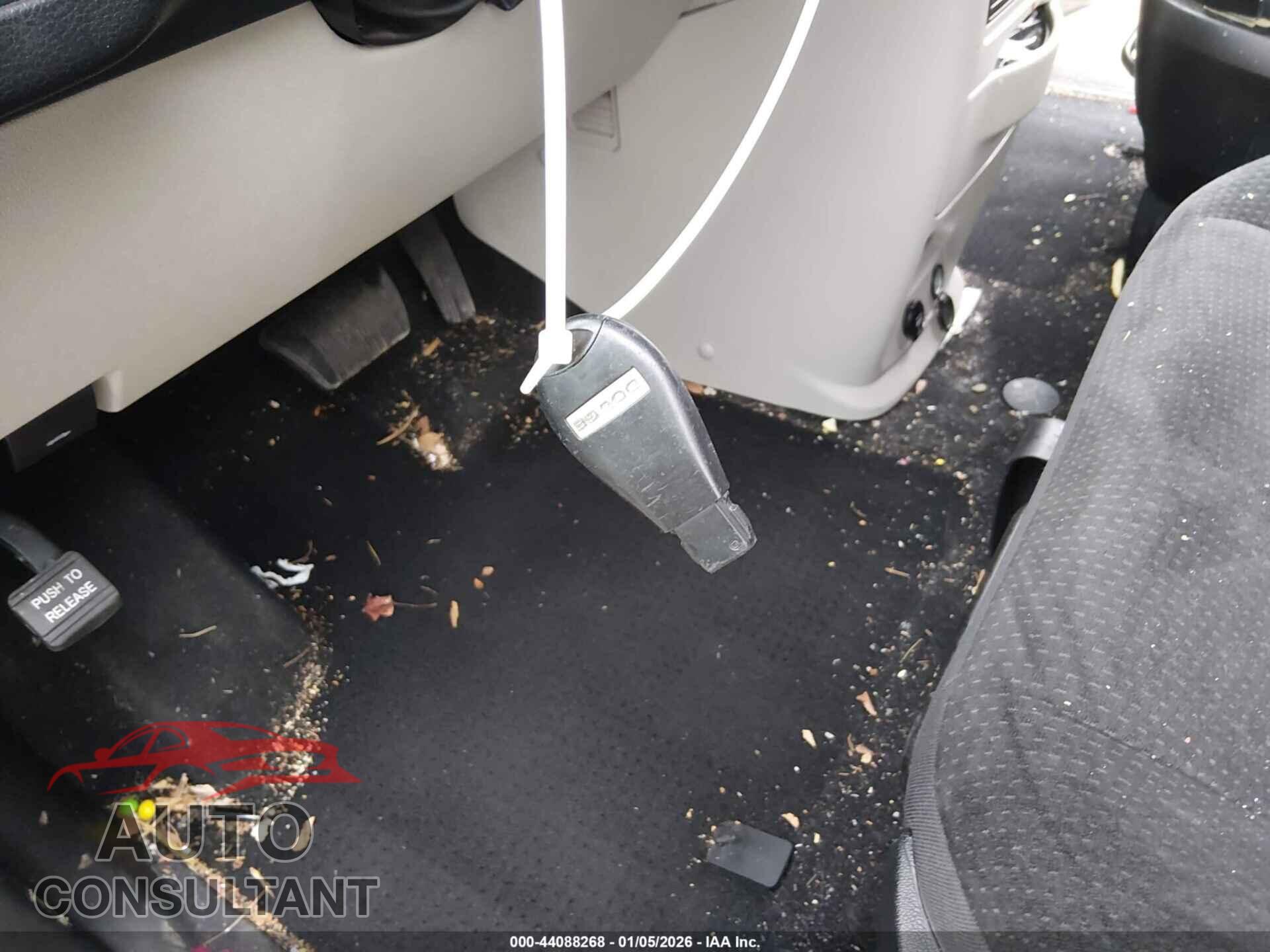 DODGE GRAND CARAVAN 2017 - 2C4RDGBG1HR736770
