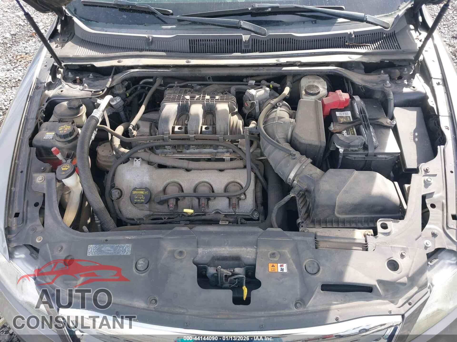 FORD TAURUS 2012 - 1FAHP2DW0CG116051