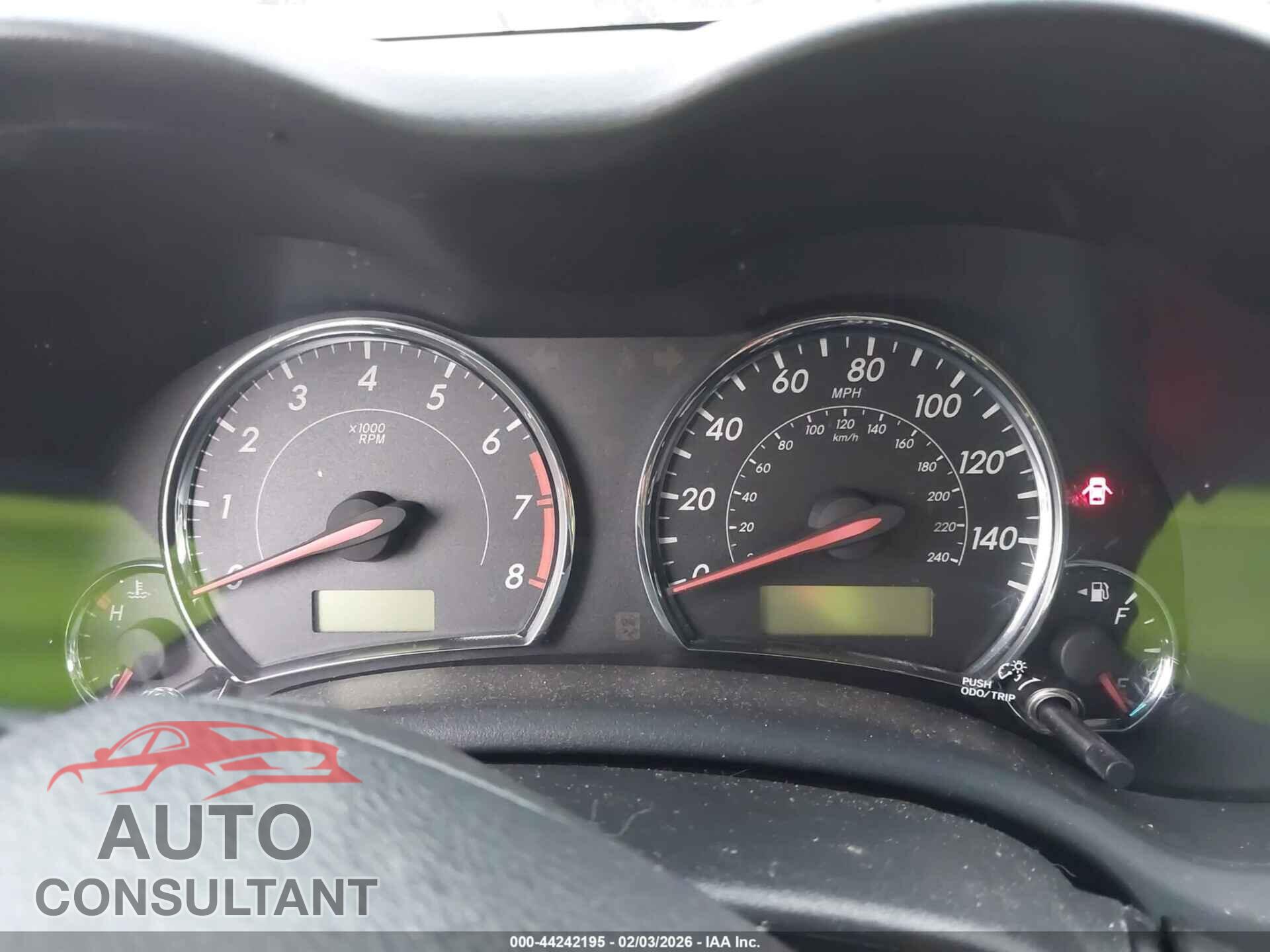 TOYOTA COROLLA 2011 - 2T1BU4EE0BC663103