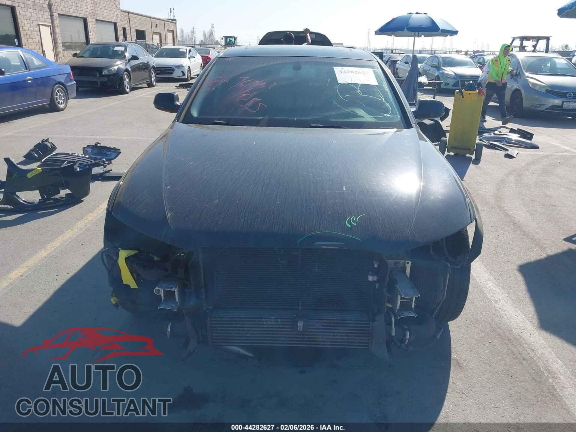 AUDI A4 2013 - WAUFFAFL0DN003129