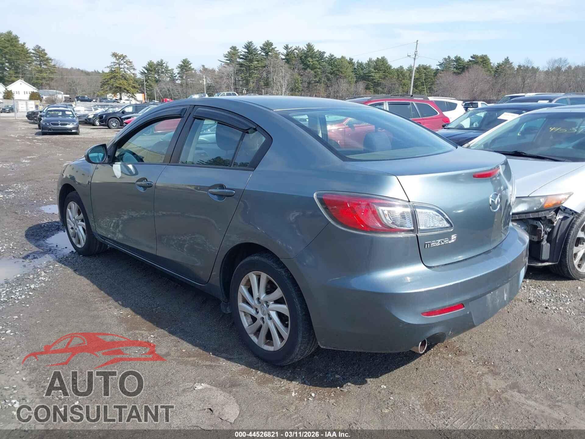 MAZDA MAZDA3 2012 - JM1BL1V73C1617547