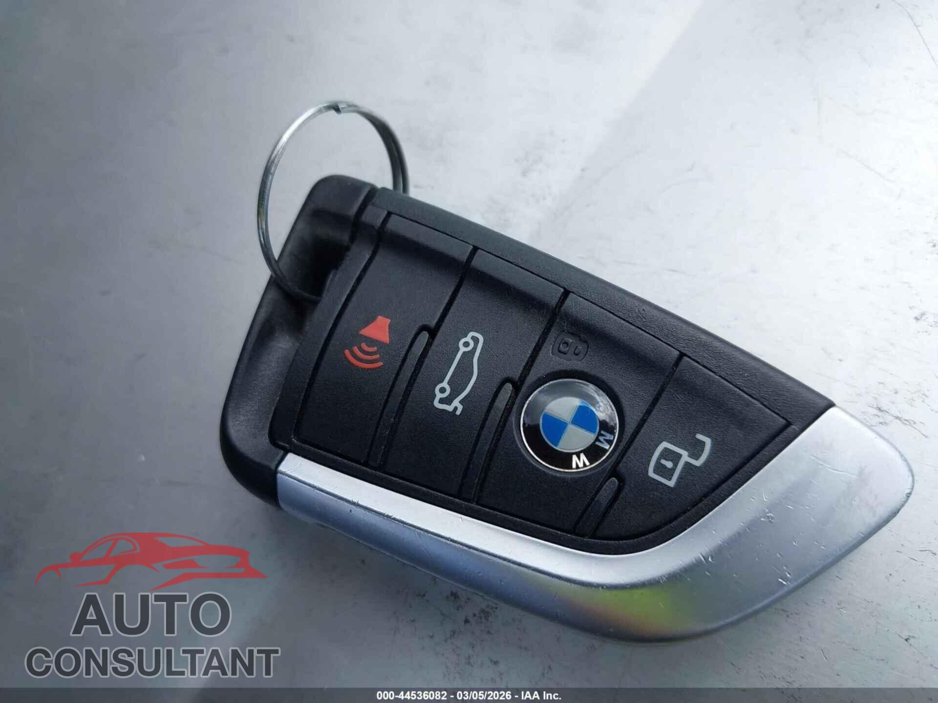 BMW 330I 2023 - 3MW69FF03P8D64906