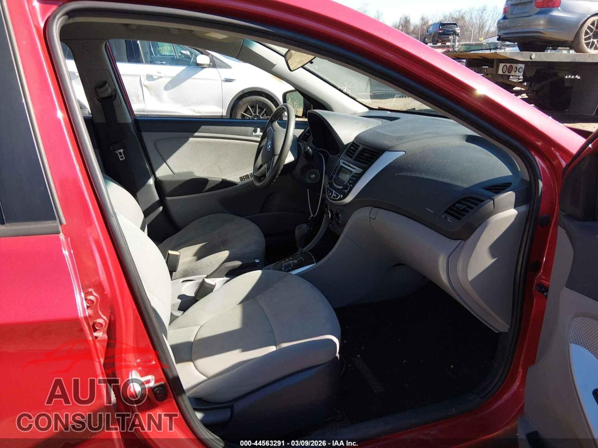 HYUNDAI ACCENT 2013 - KMHCT5AE3DU126178