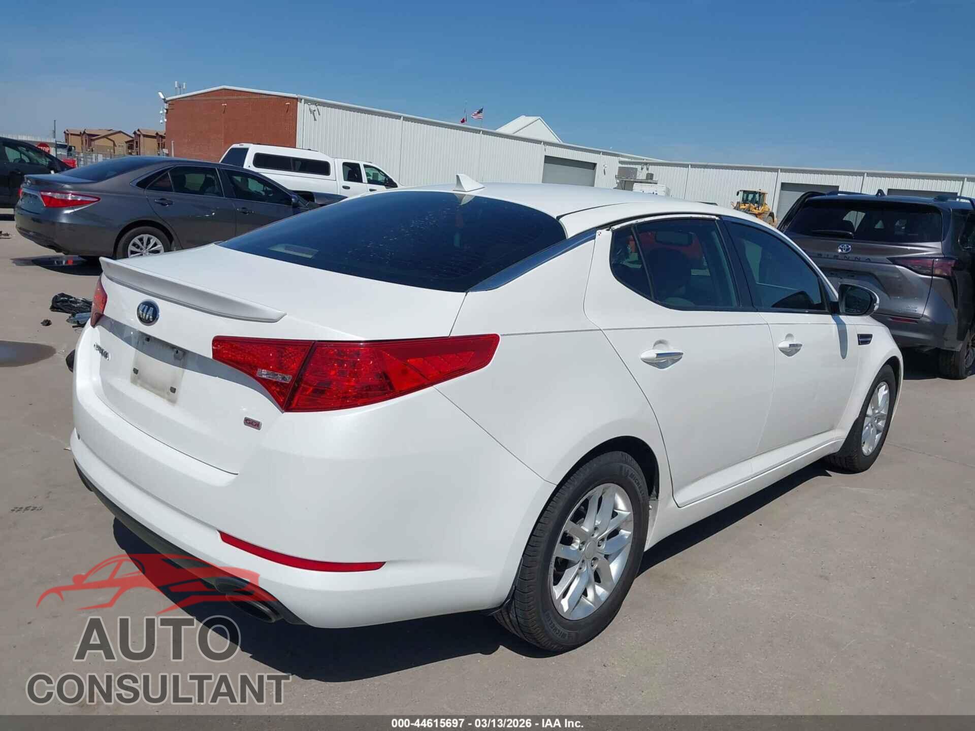 KIA OPTIMA 2013 - KNAGM4A77D5375864