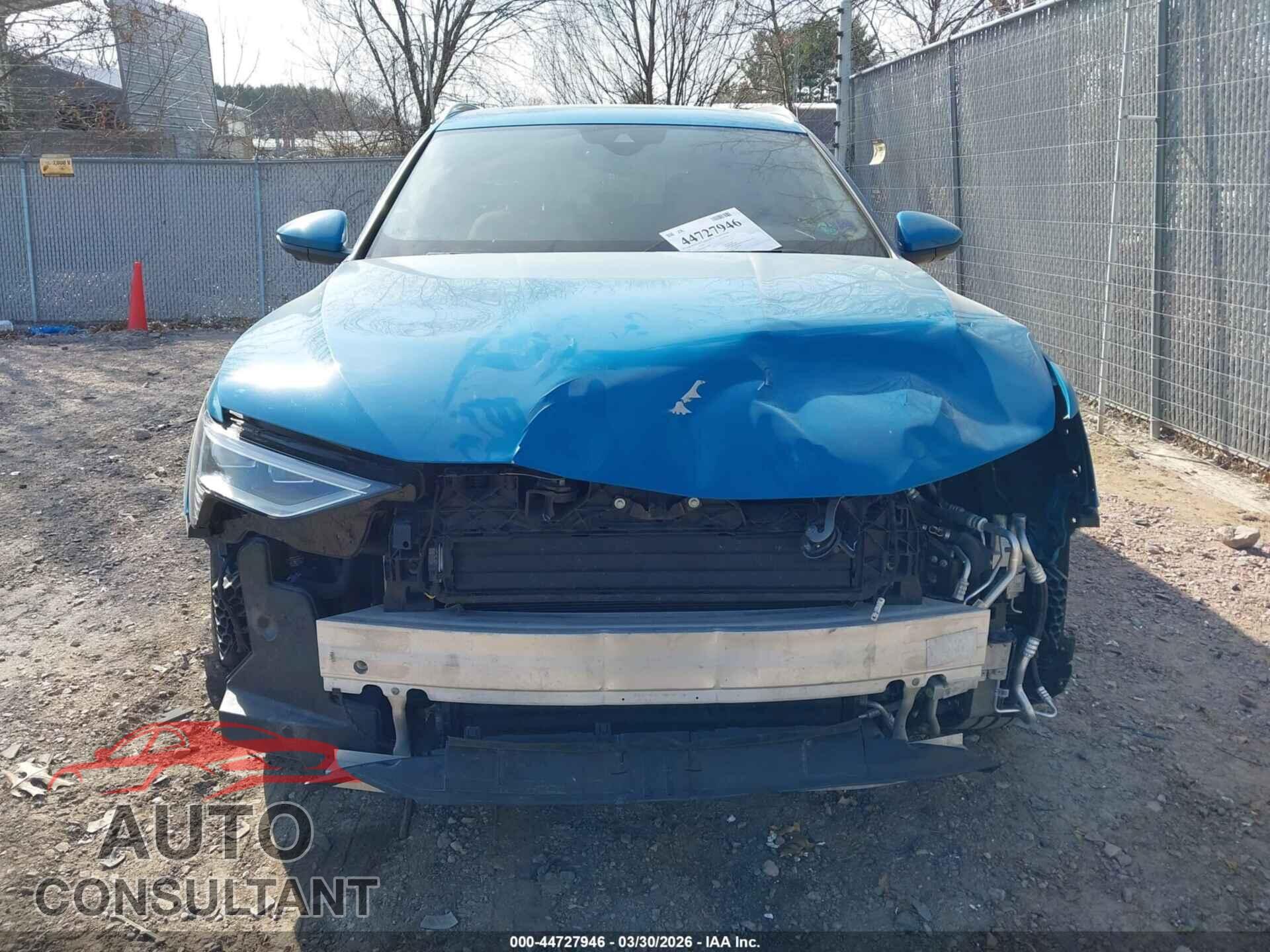 AUDI E-TRON 2019 - WA1LAAGE6KB013466