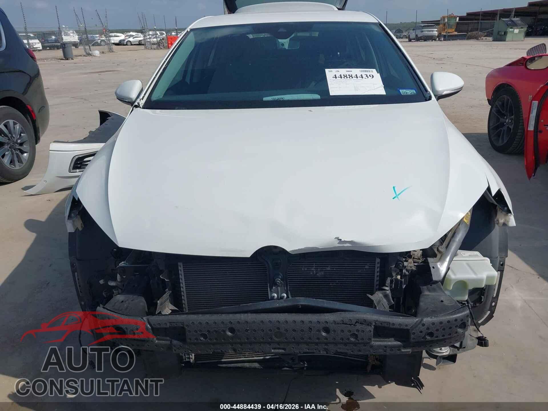 VOLKSWAGEN E-GOLF 2019 - WVWPR7AU5KW914016