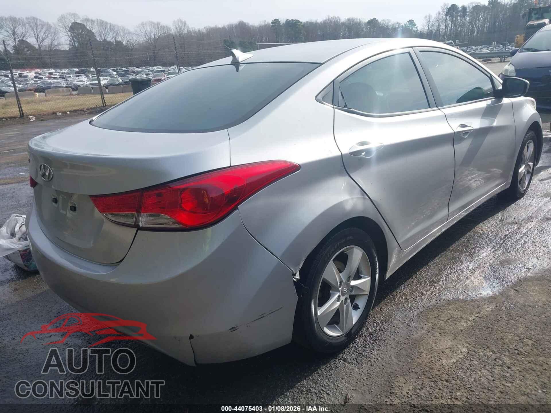 HYUNDAI ELANTRA 2012 - 5NPDH4AE6CH089074