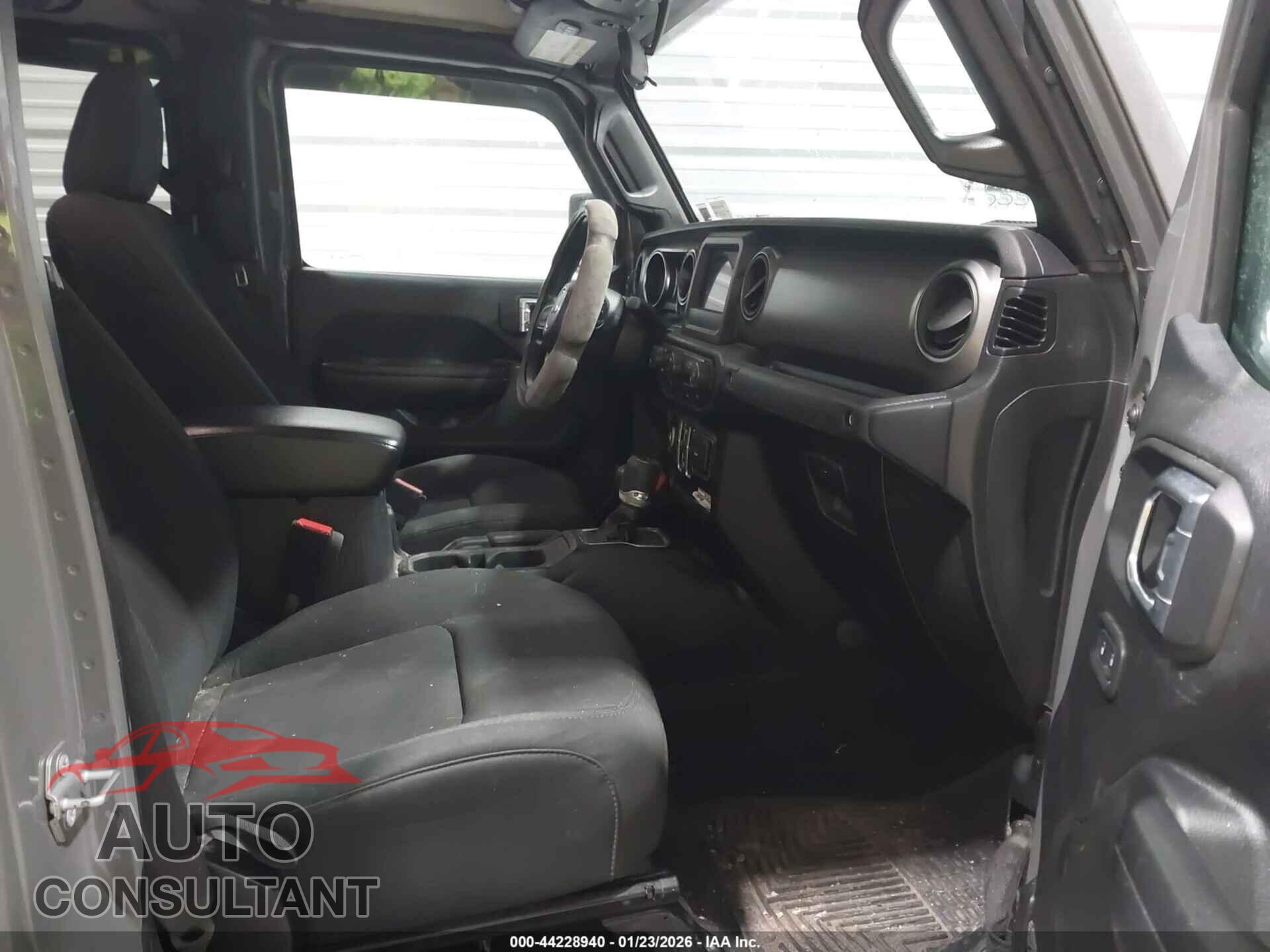 JEEP GLADIATOR 2021 - 1C6HJTAG1ML557122