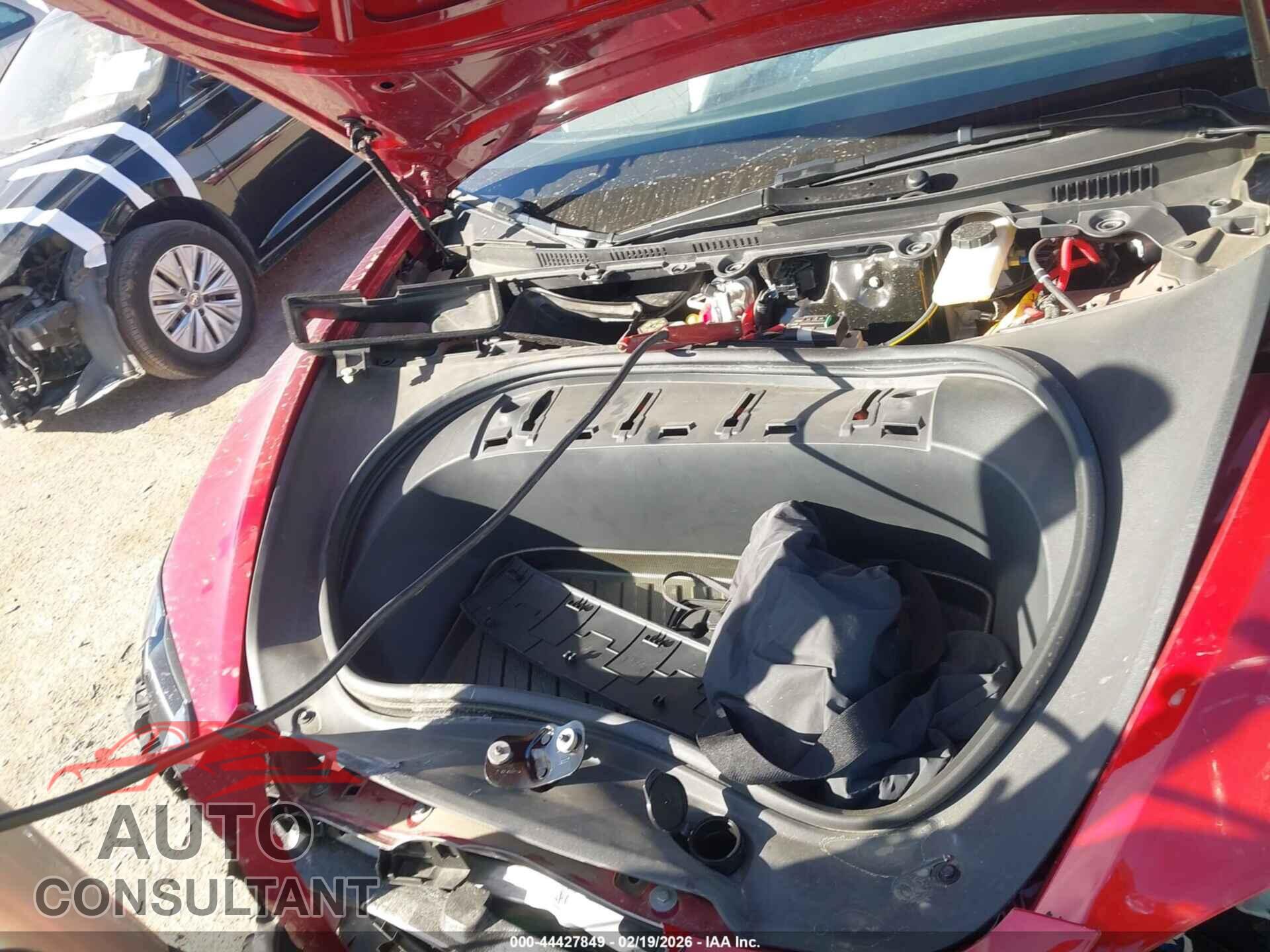 TESLA MODEL 3 2024 - 5YJ3E1EB6RF737085