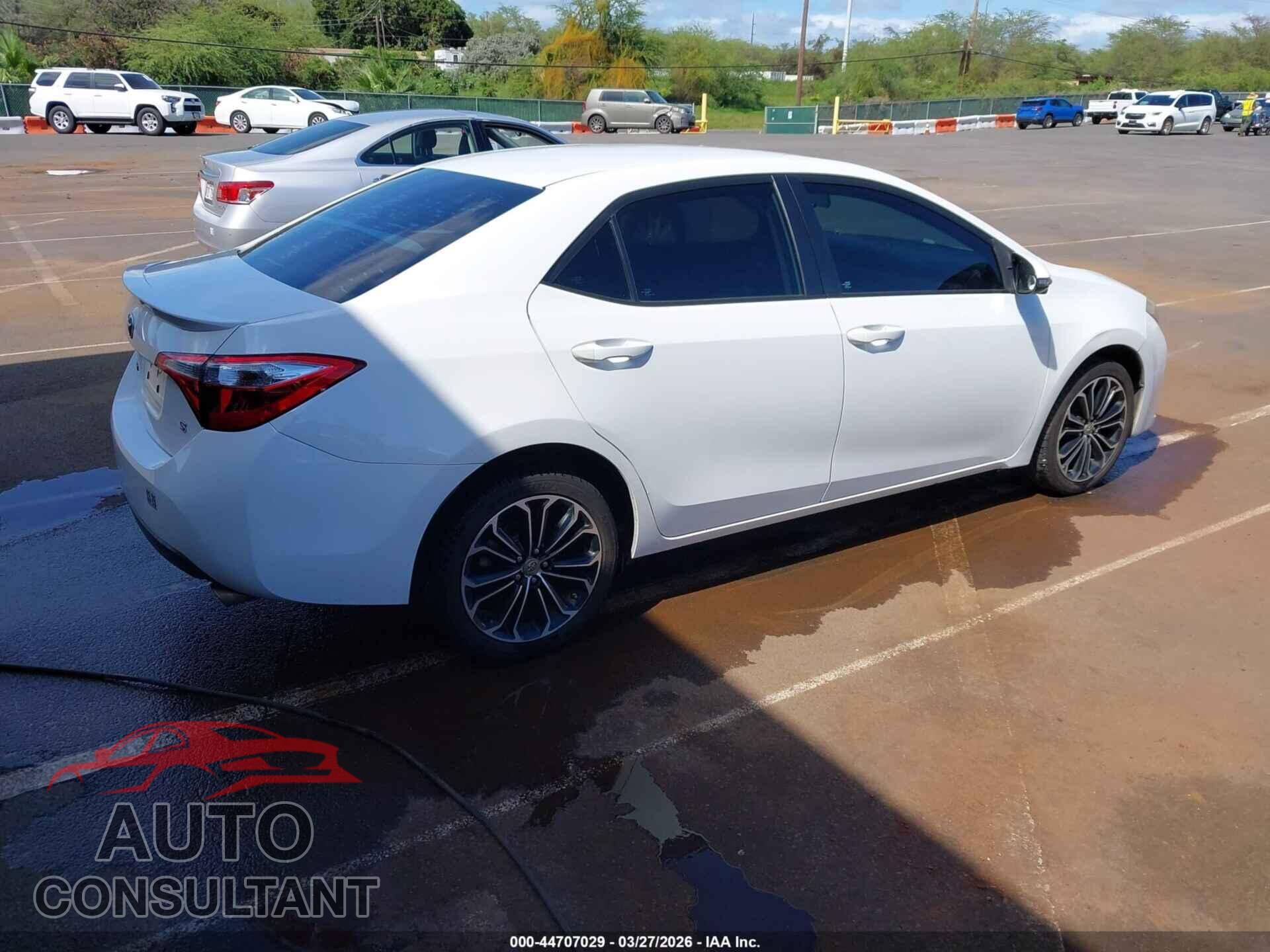 TOYOTA COROLLA 2016 - 5YFBURHE3GP559043