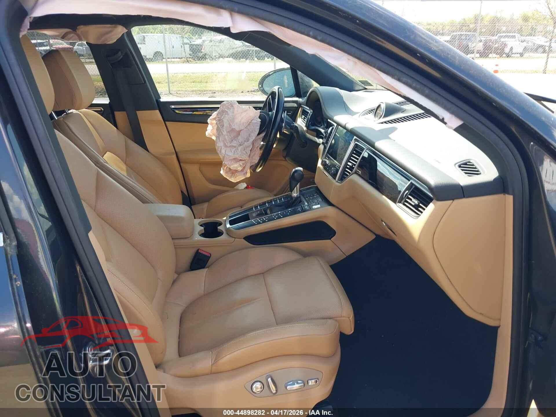 PORSCHE MACAN 2018 - WP1AA2A58JLB12311