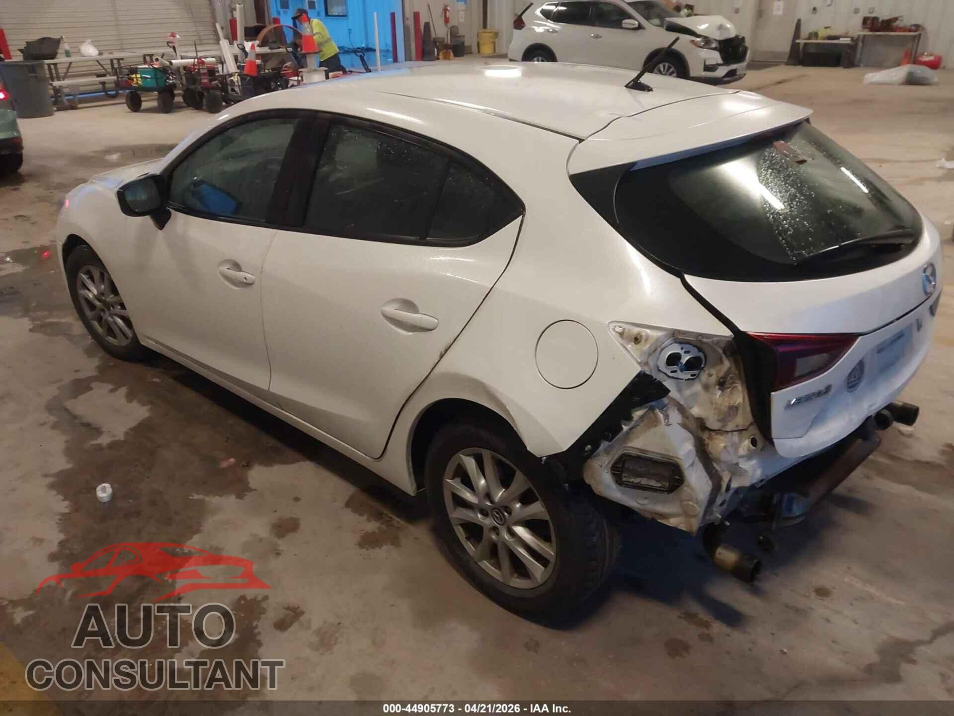 MAZDA 3 2017 - 3MZBN1K70HM118176