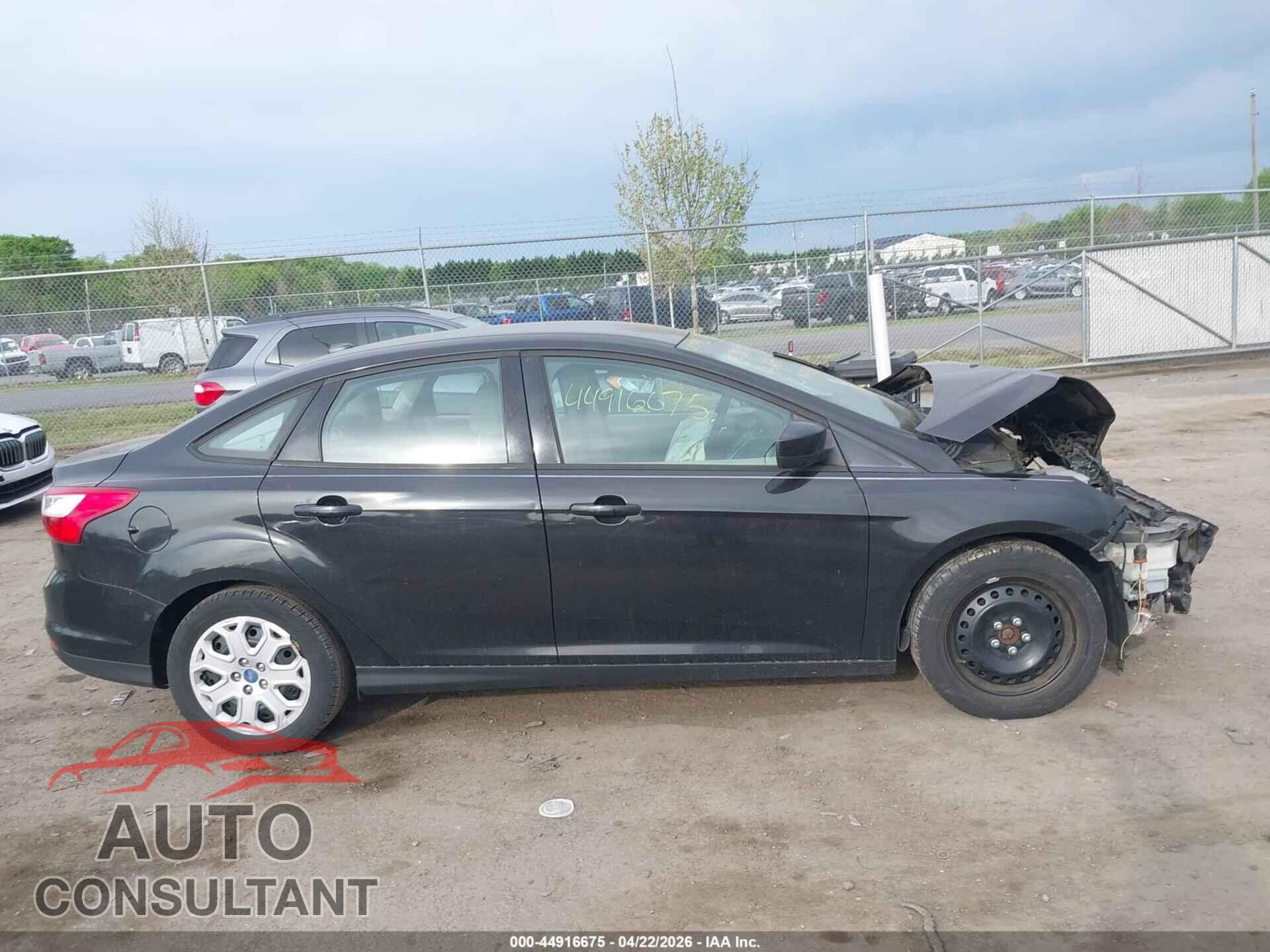 FORD FOCUS 2012 - 1FAHP3F21CL327671