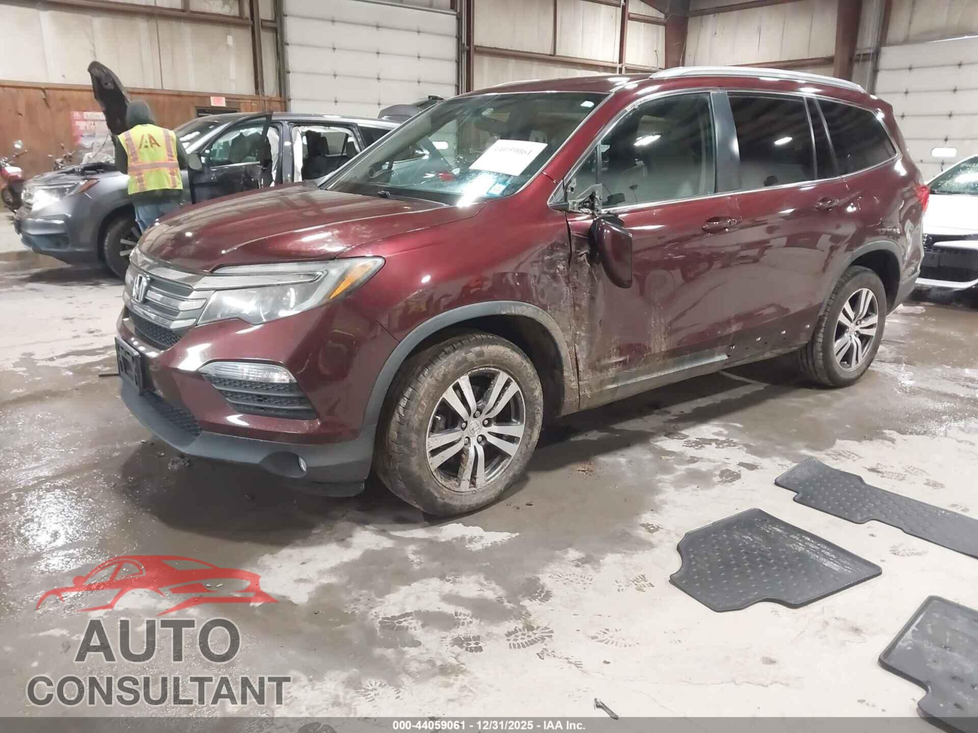 HONDA PILOT 2016 - 5FNYF6H37GB006246