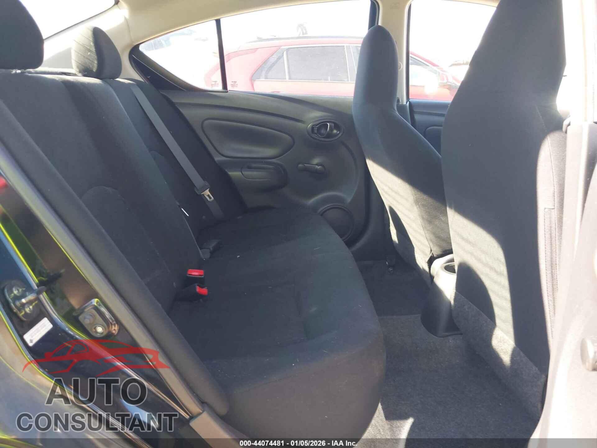 NISSAN VERSA 2015 - 3N1CN7AP2FL859883