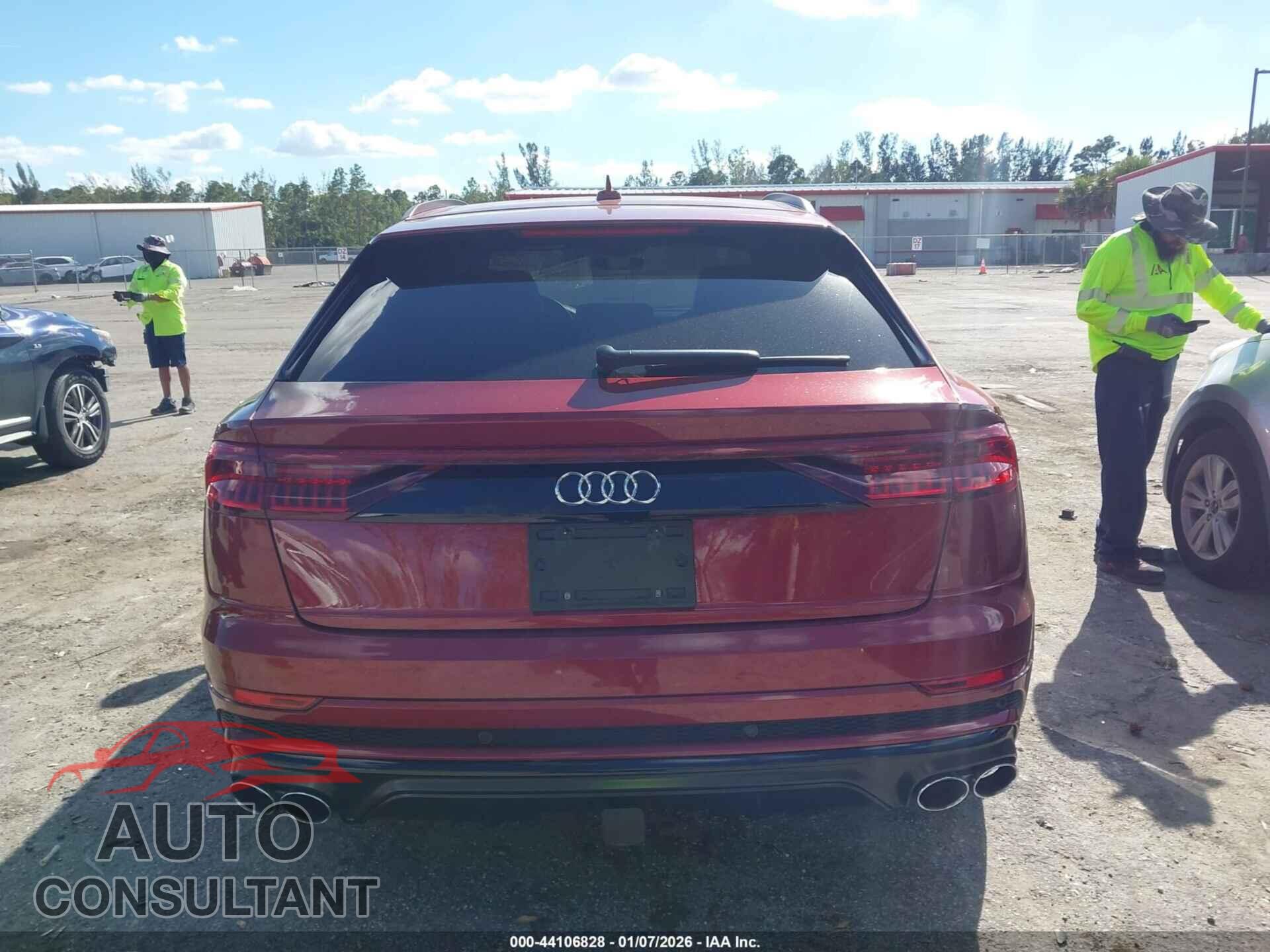 AUDI SQ8 2021 - WA1AWBF19MD018813