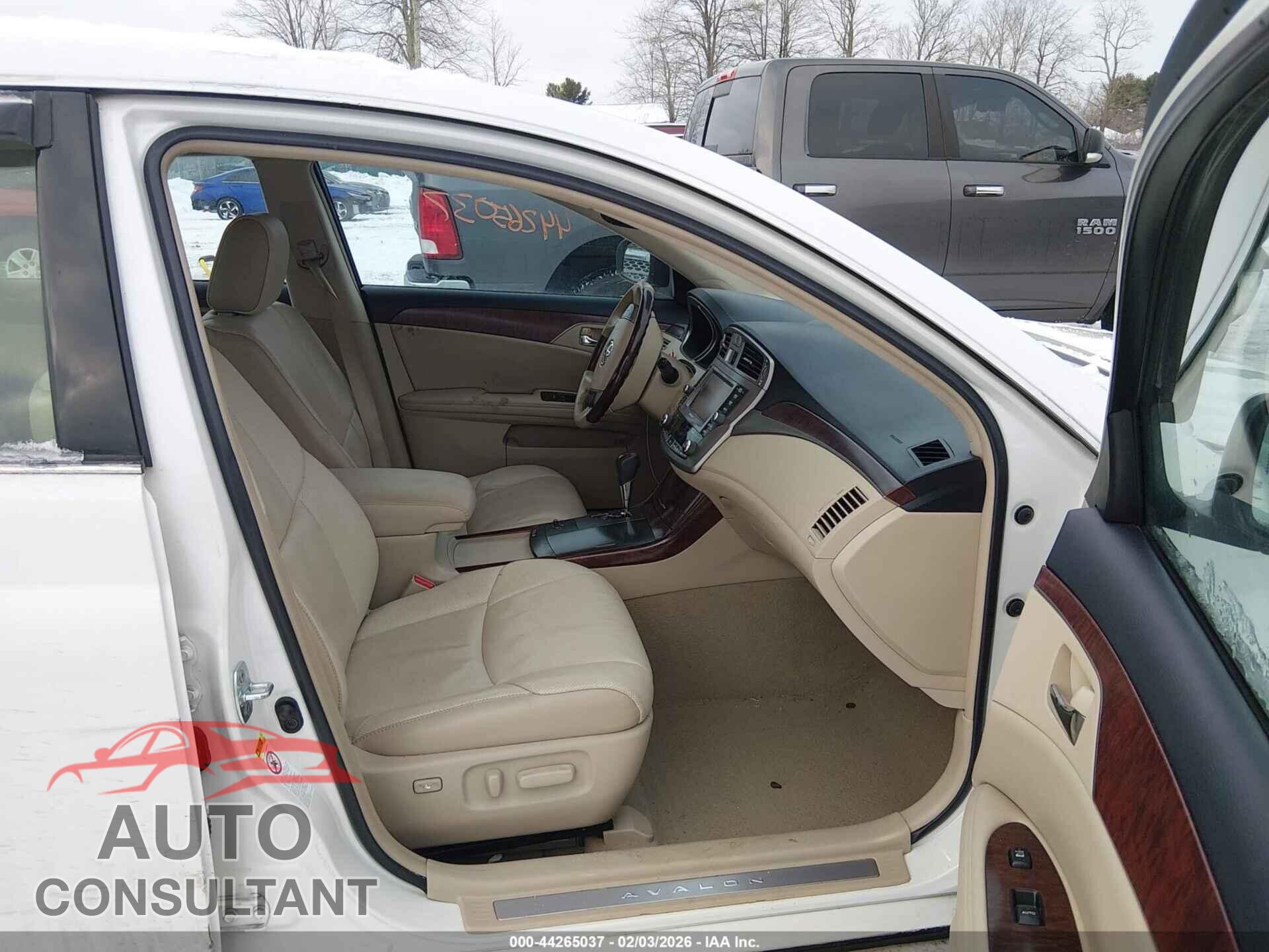 TOYOTA AVALON 2012 - 4T1BK3DB1CU469493
