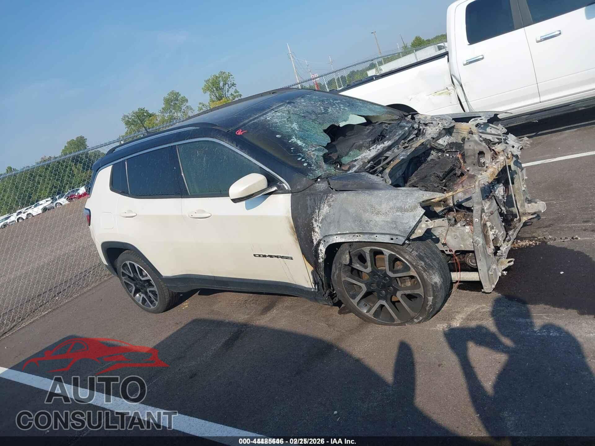JEEP COMPASS 2018 - 3C4NJDCB4JT454361