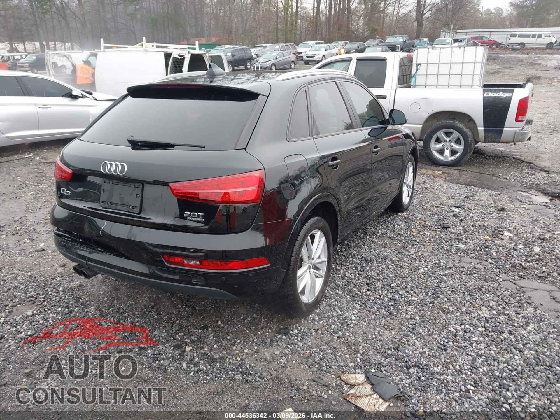 AUDI Q3 2017 - WA1ECCFS7HR015670