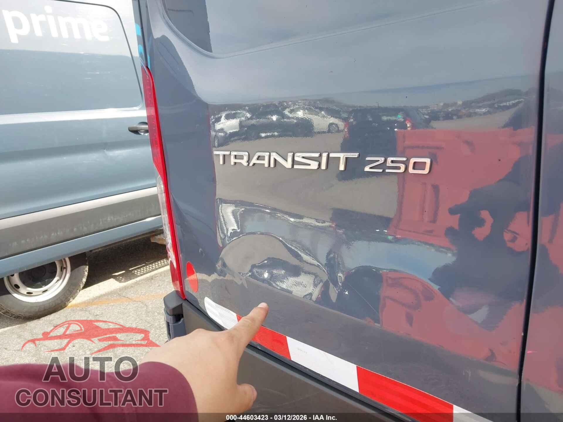 FORD TRANSIT-250 CARGO VAN 2021 - 1FTBR3X83MKA53524