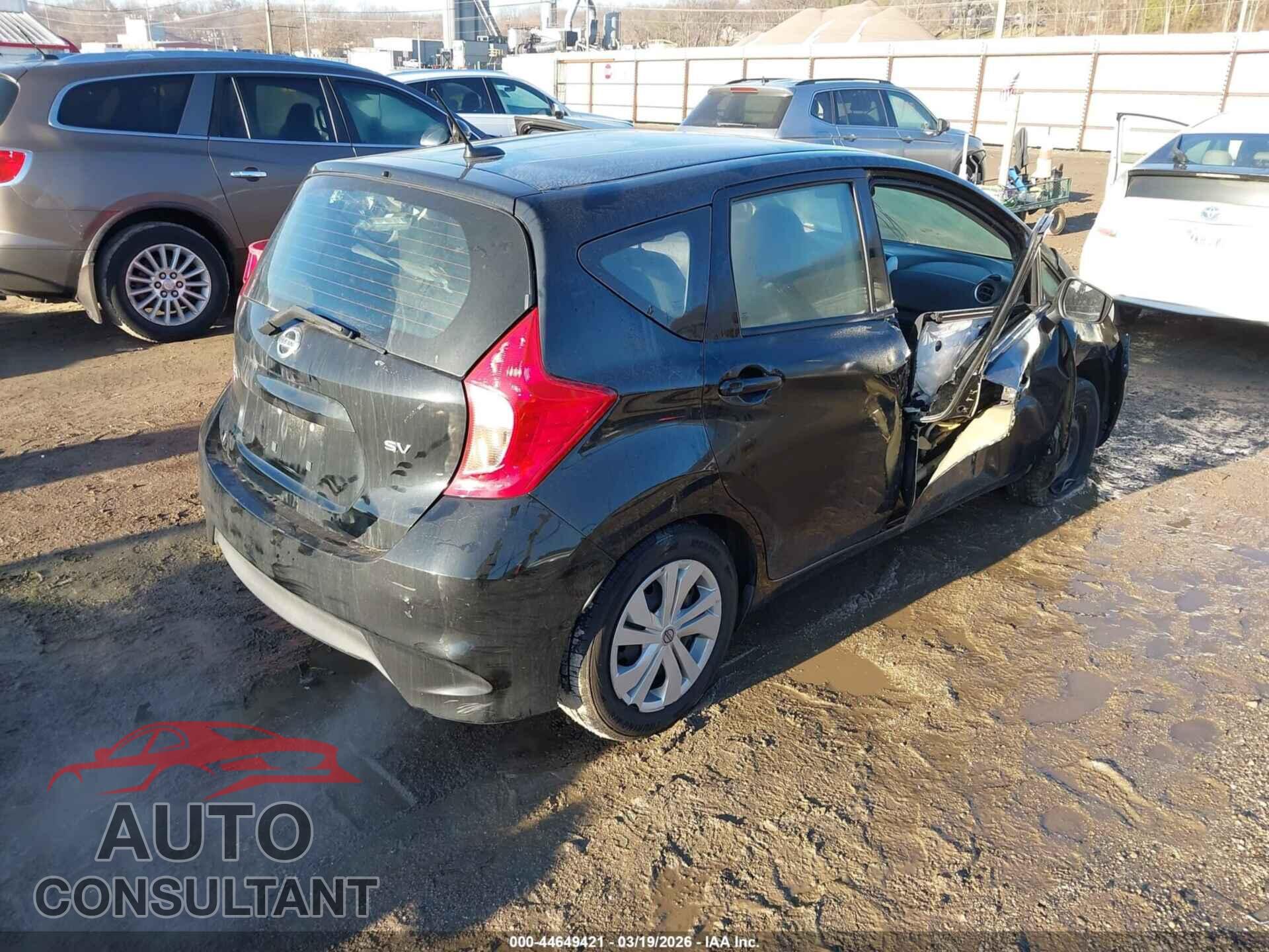 NISSAN VERSA NOTE 2017 - 3N1CE2CP1HL372063