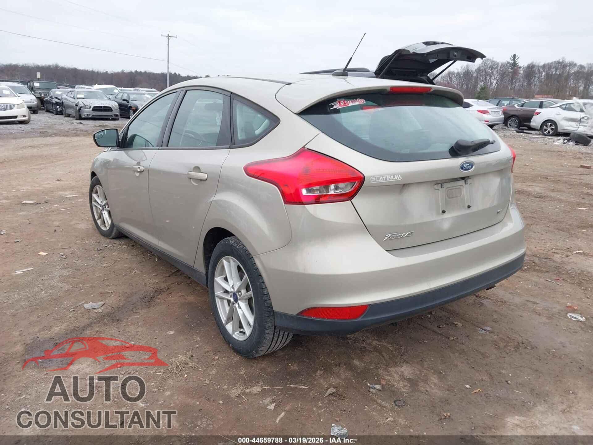 FORD FOCUS 2015 - 1FADP3K20FL380936