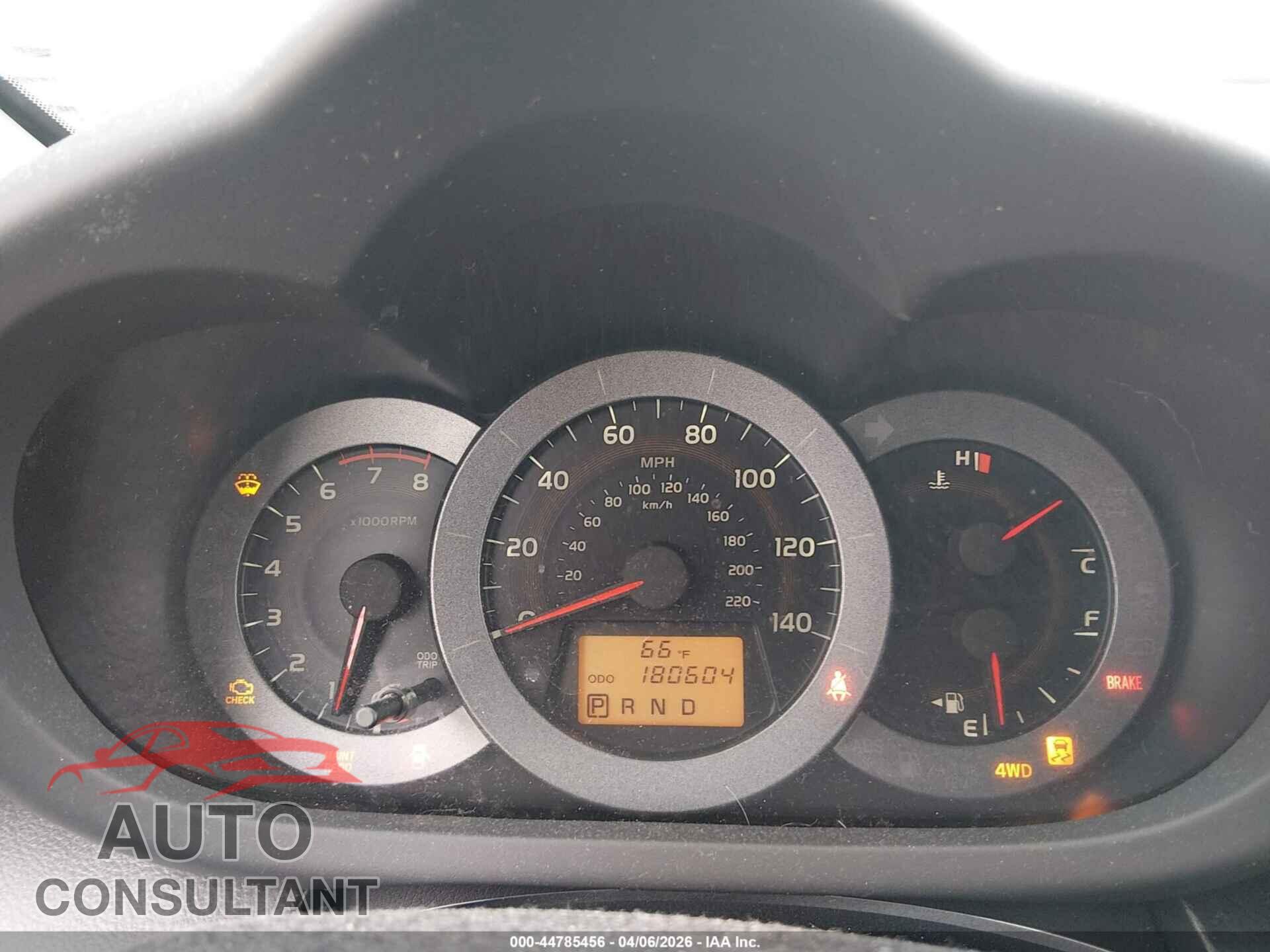 TOYOTA RAV4 2011 - JTMRF4DV1B5041973