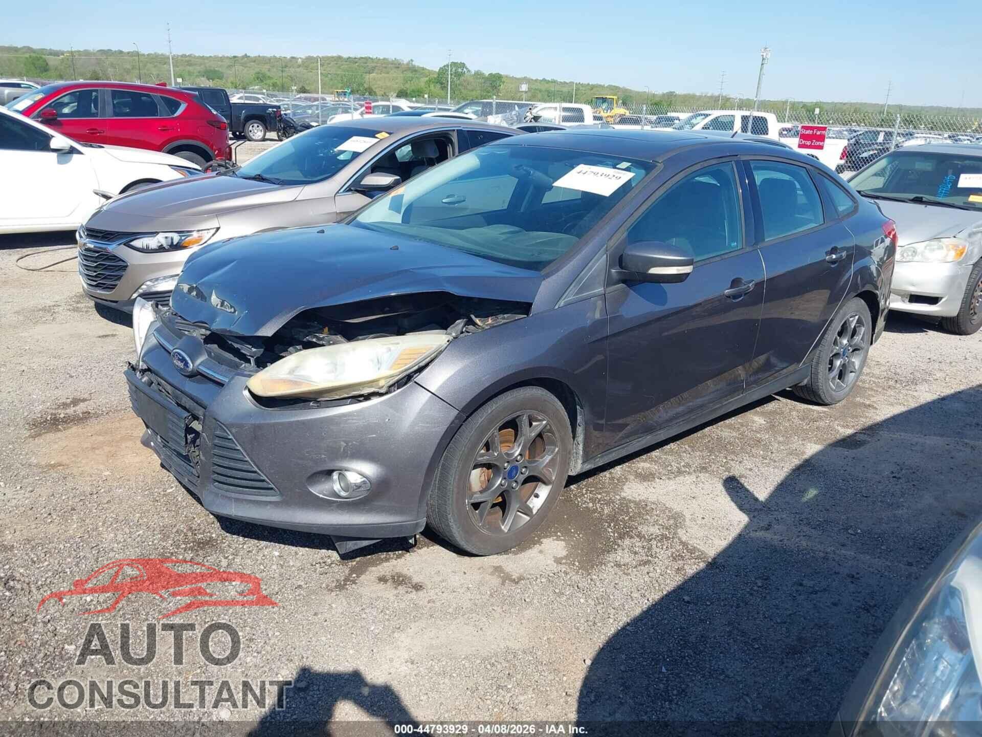 FORD FOCUS 2013 - 1FADP3F2XDL231120