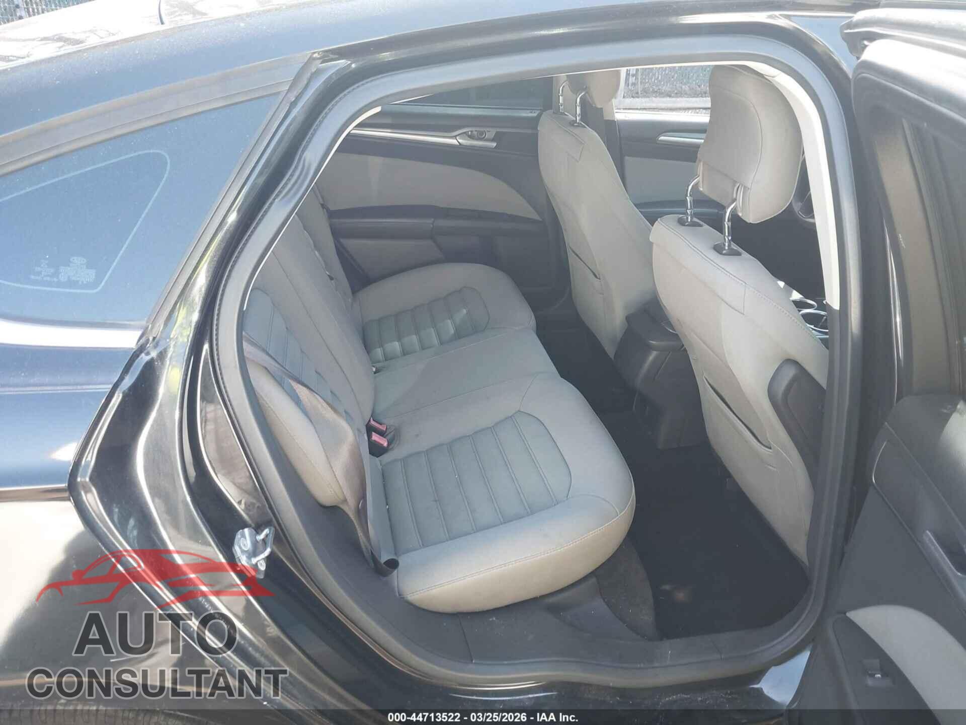 FORD FUSION 2013 - 3FA6P0G72DR203105