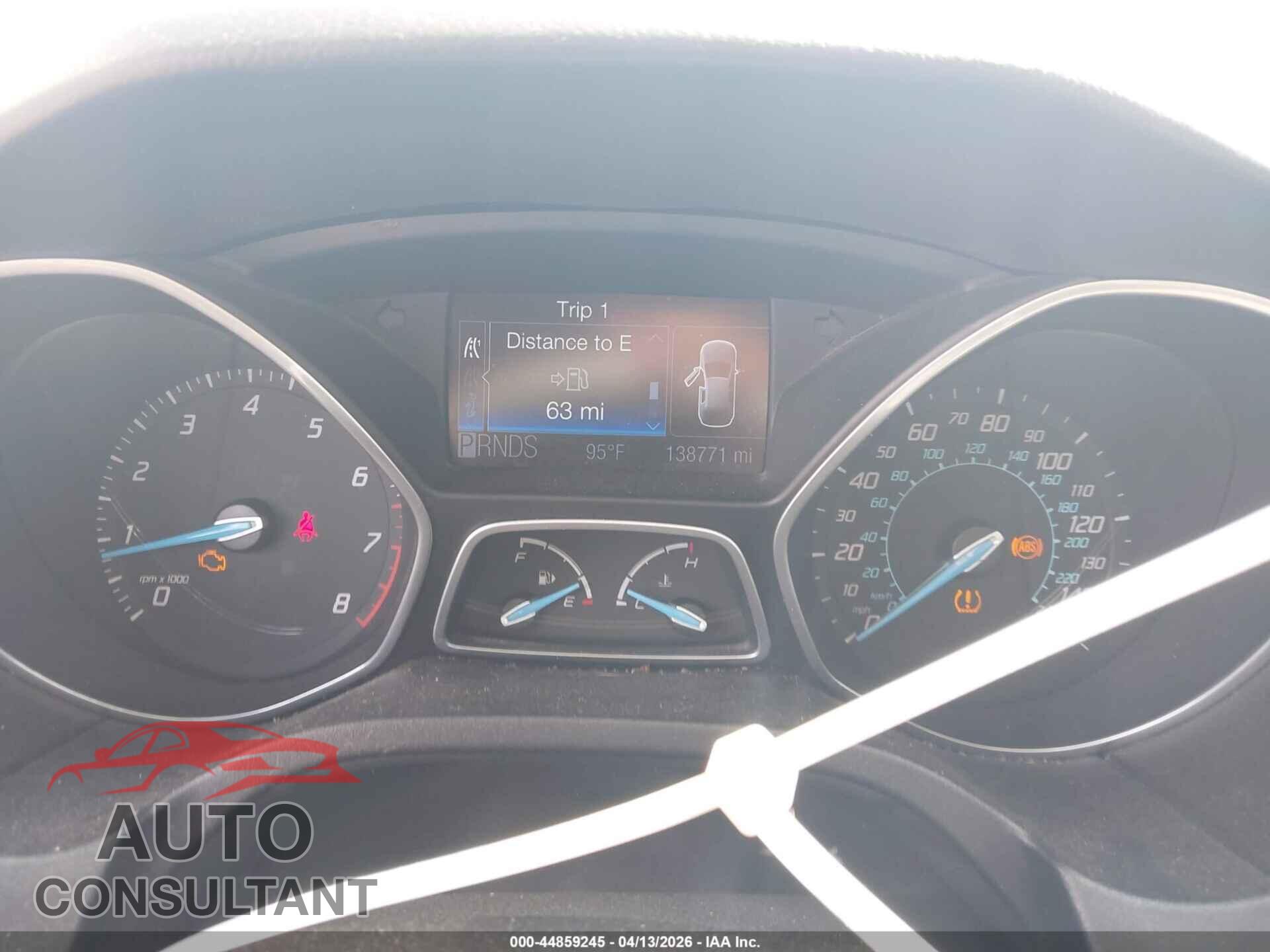 FORD FOCUS 2012 - 1FAHP3J23CL139838
