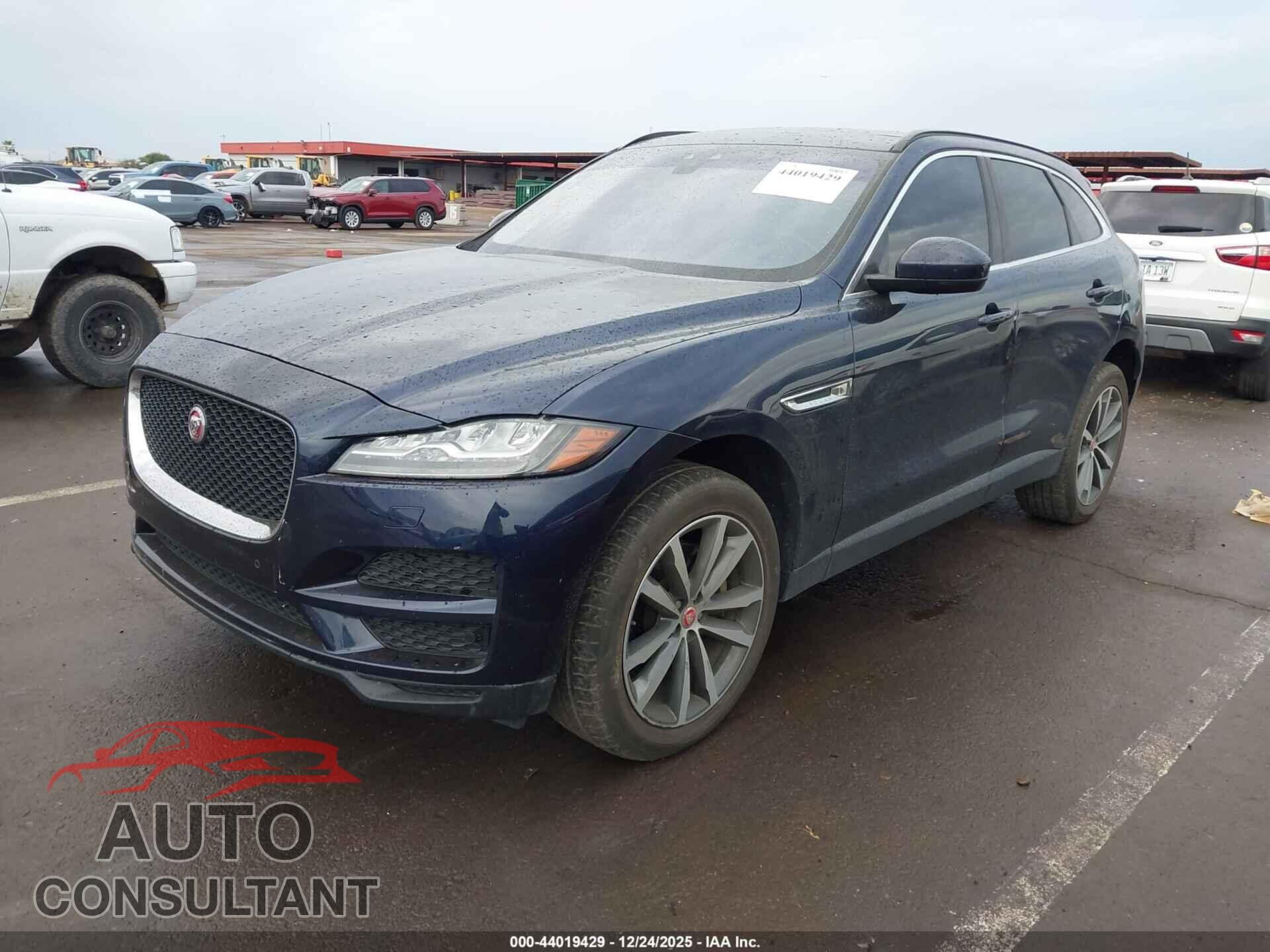 JAGUAR F-PACE 2018 - SADCK2EV3JA271464