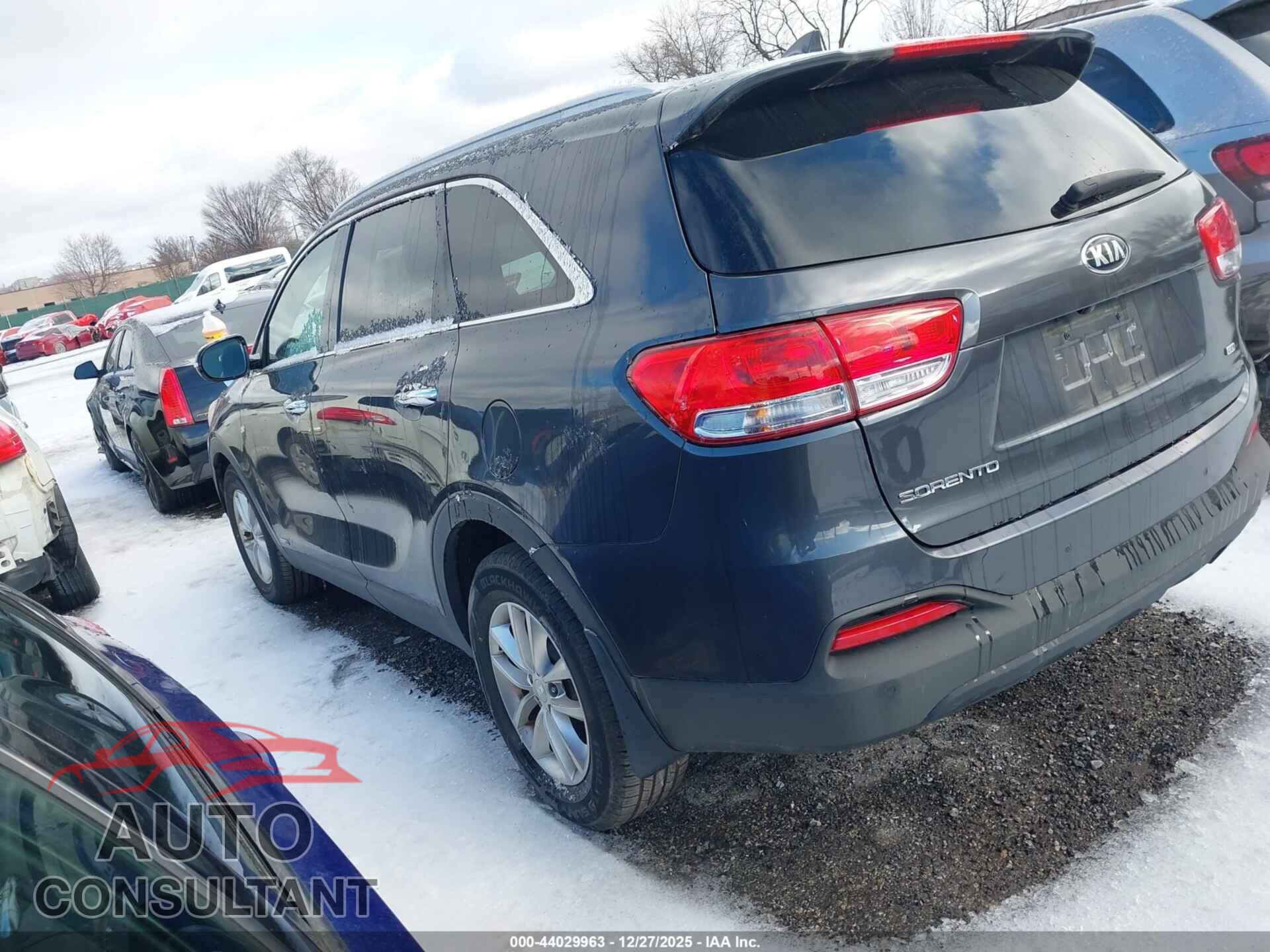 KIA SORENTO 2018 - 5XYPGDA33JG347926