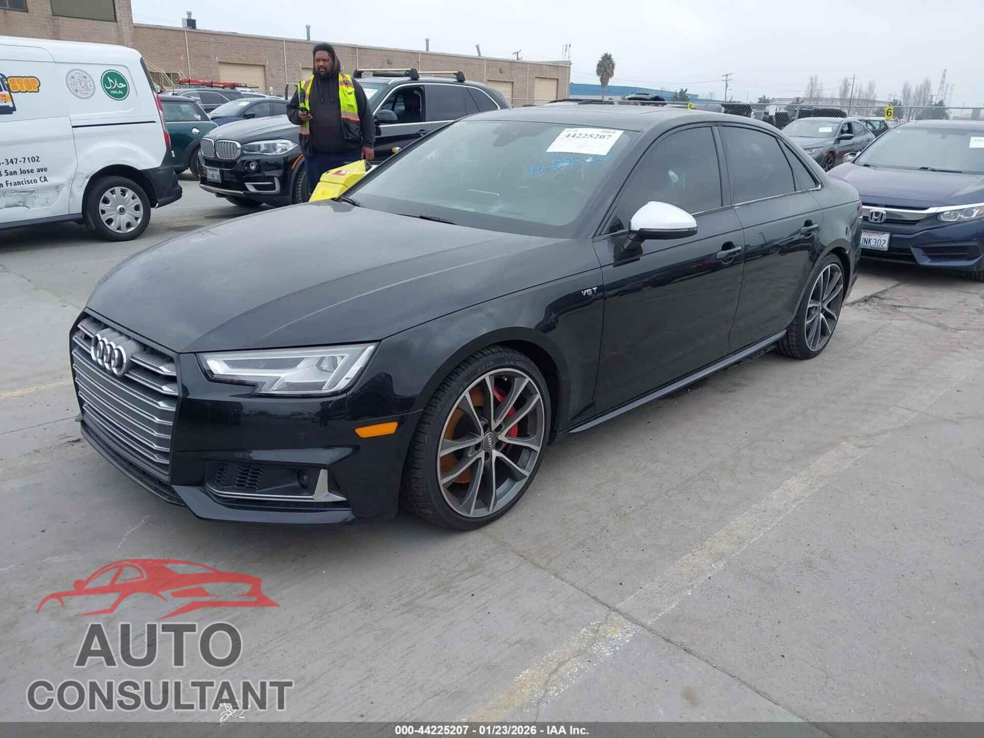 AUDI S4 2018 - WAUC4AF47JA003522