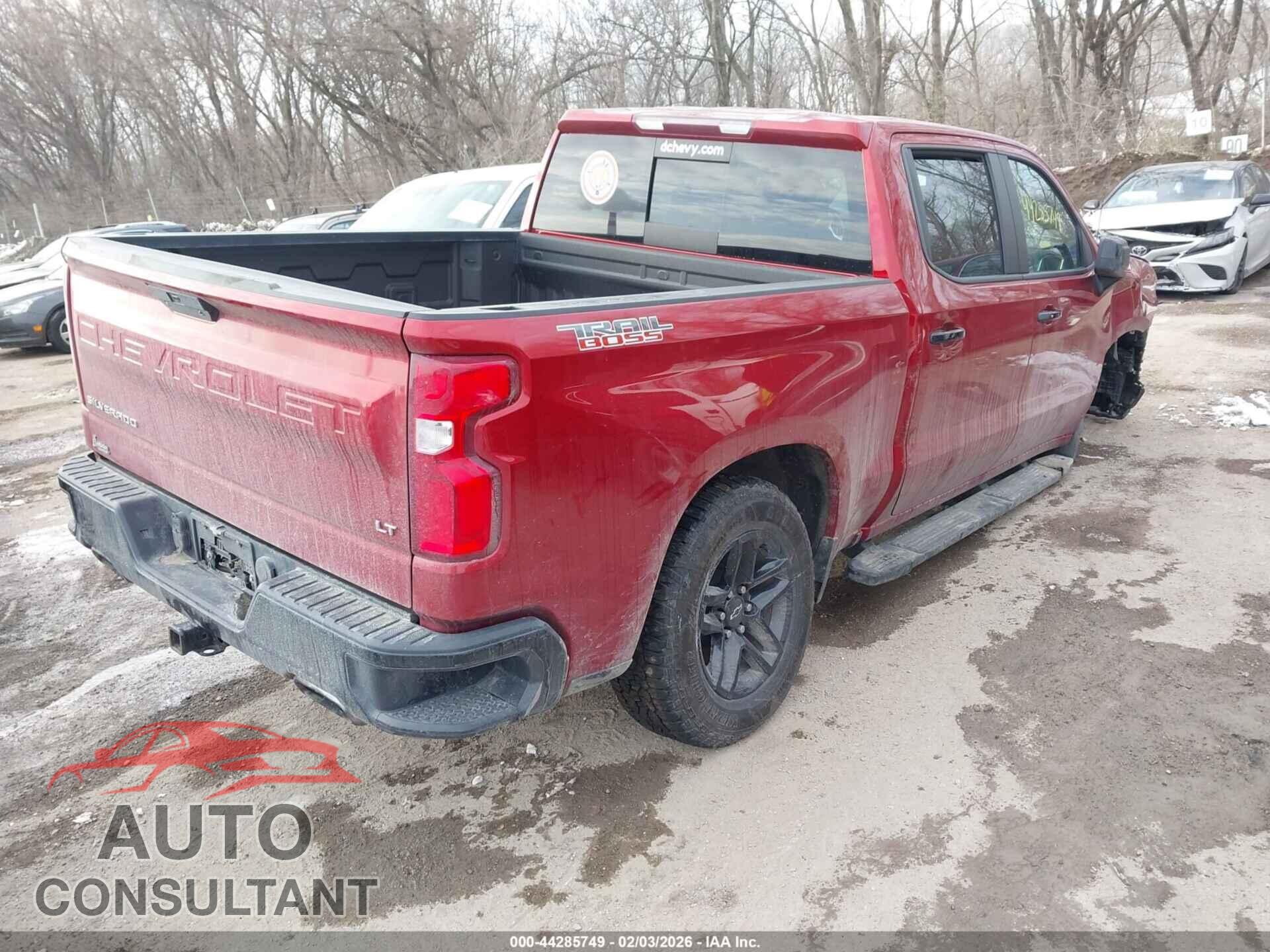 CHEVROLET SILVERADO 1500 2021 - 1GCPYFED4MZ221009